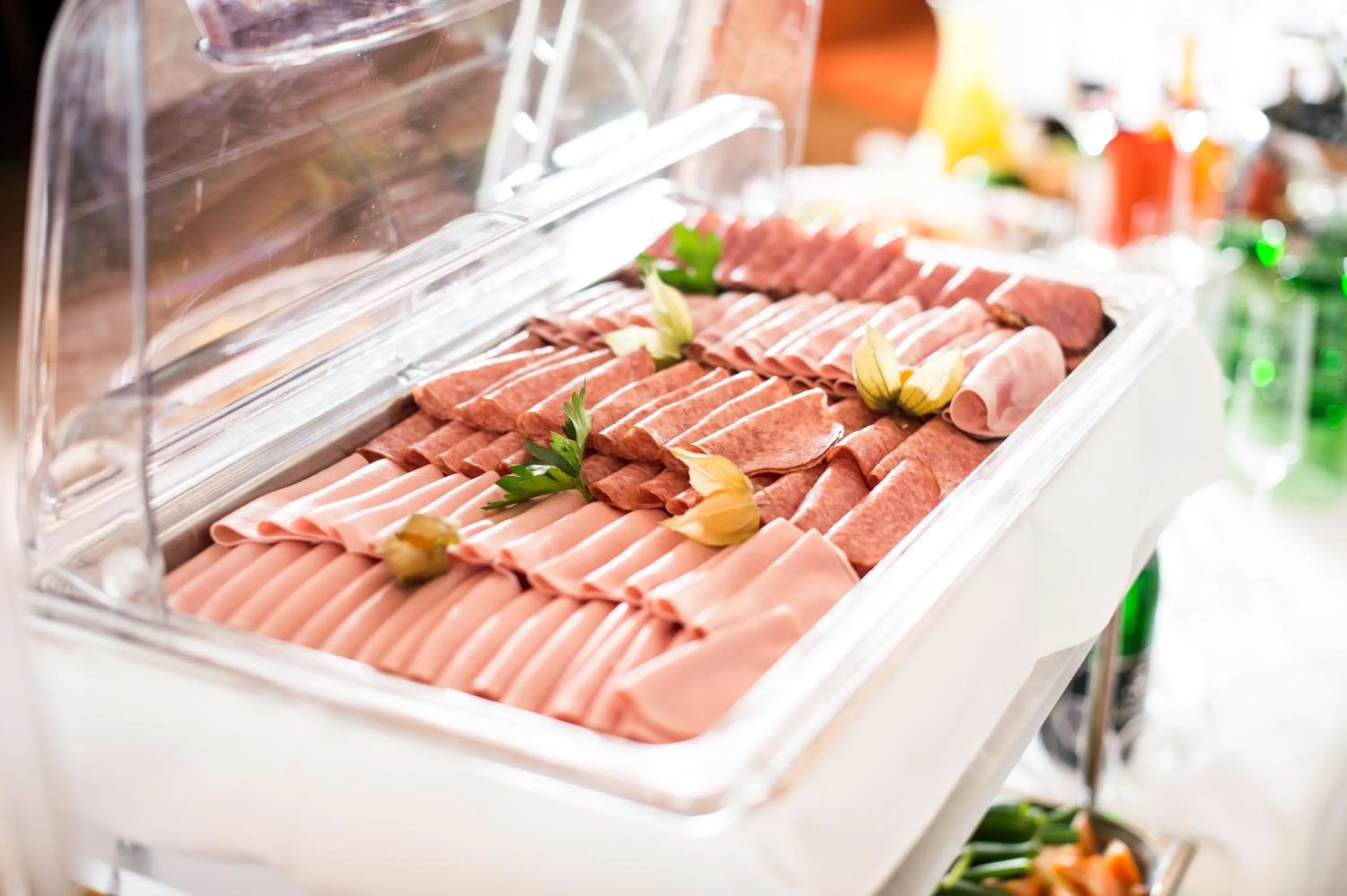 Buffet breakfast in Seminar & Urlaubshotel Oststeirischer Hof Söchau