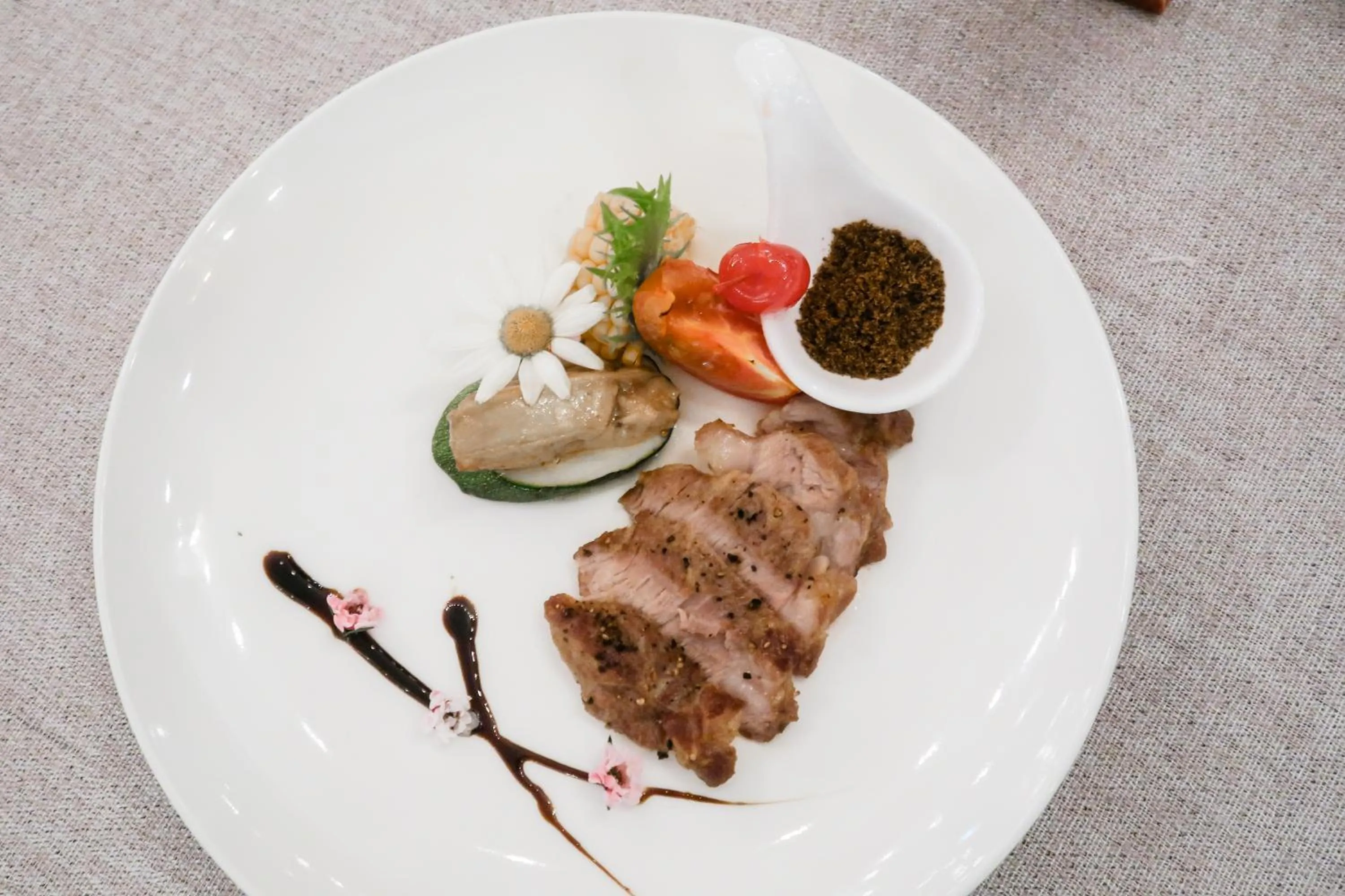 Dinner in Impression Nordic Manor Club