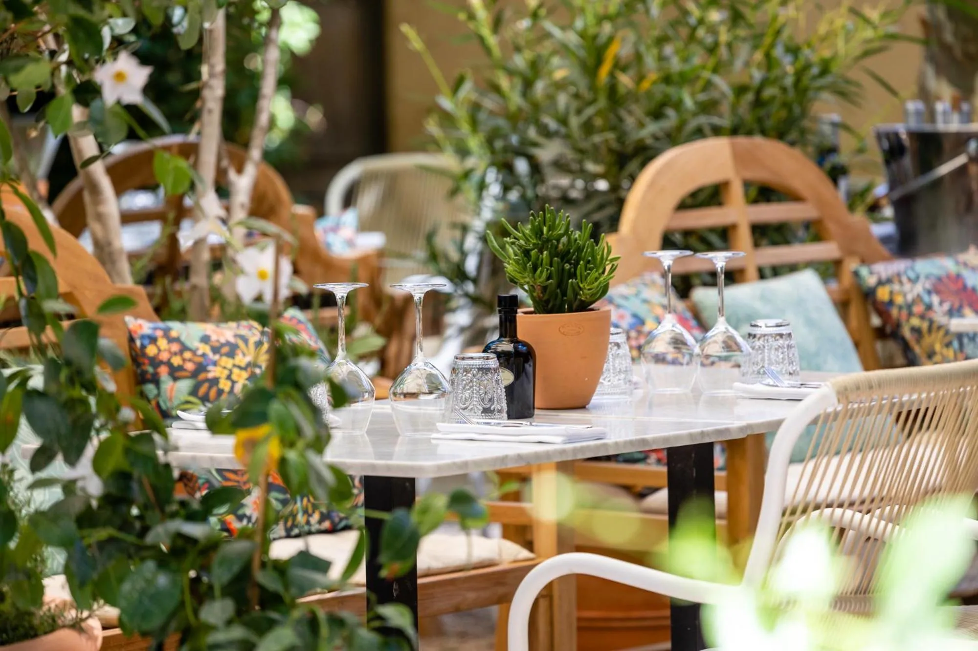 Patio in Hôtel - Restaurant & Spa La Magdeleine - Mathias Dandine