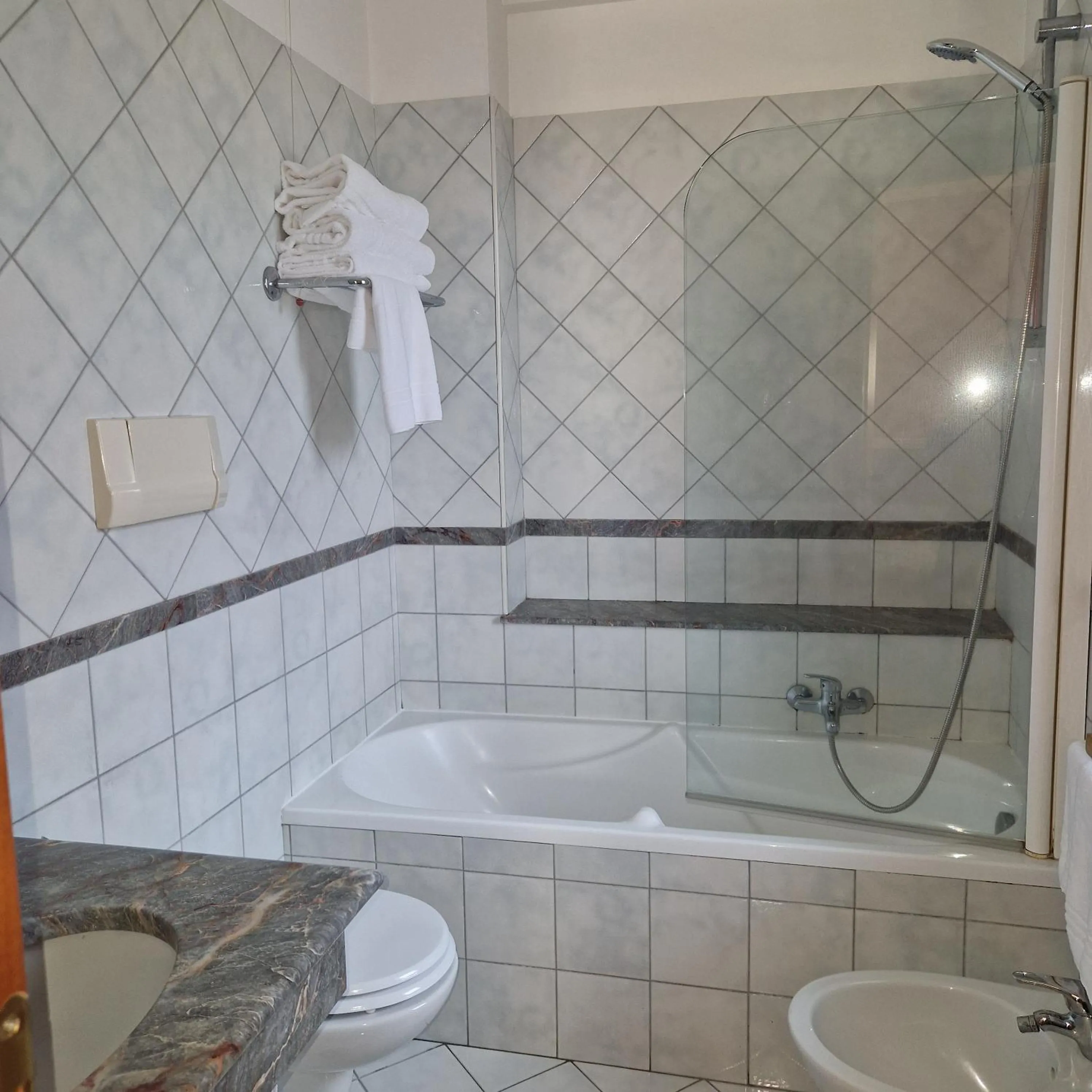 Bath in Hotel Civita