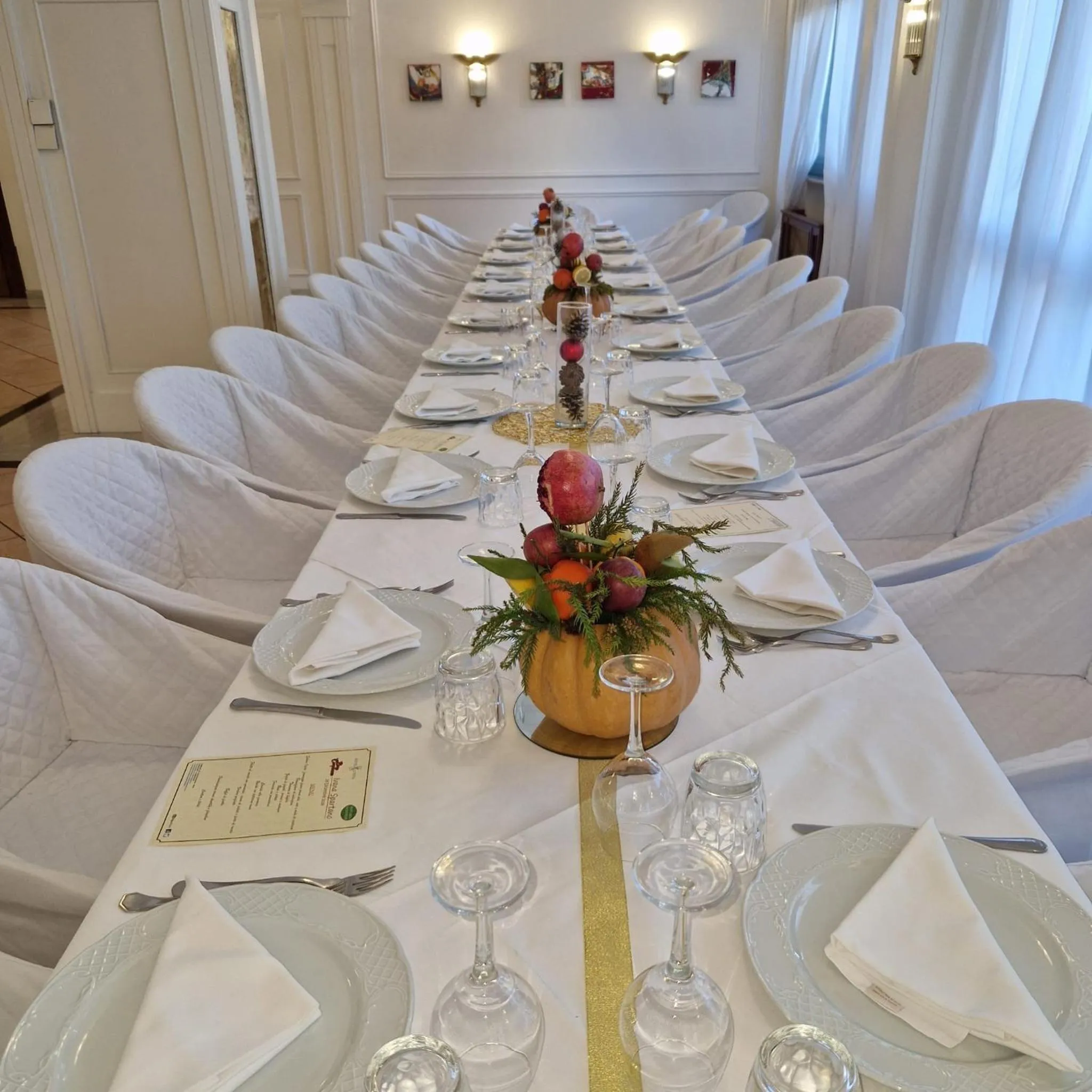 Restaurant/places to eat in Hotel Civita