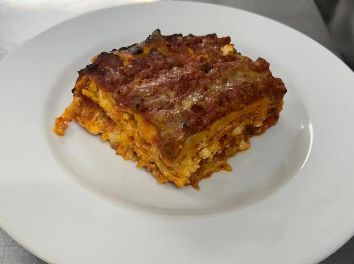 Restaurant/places to eat in Hotel Civita