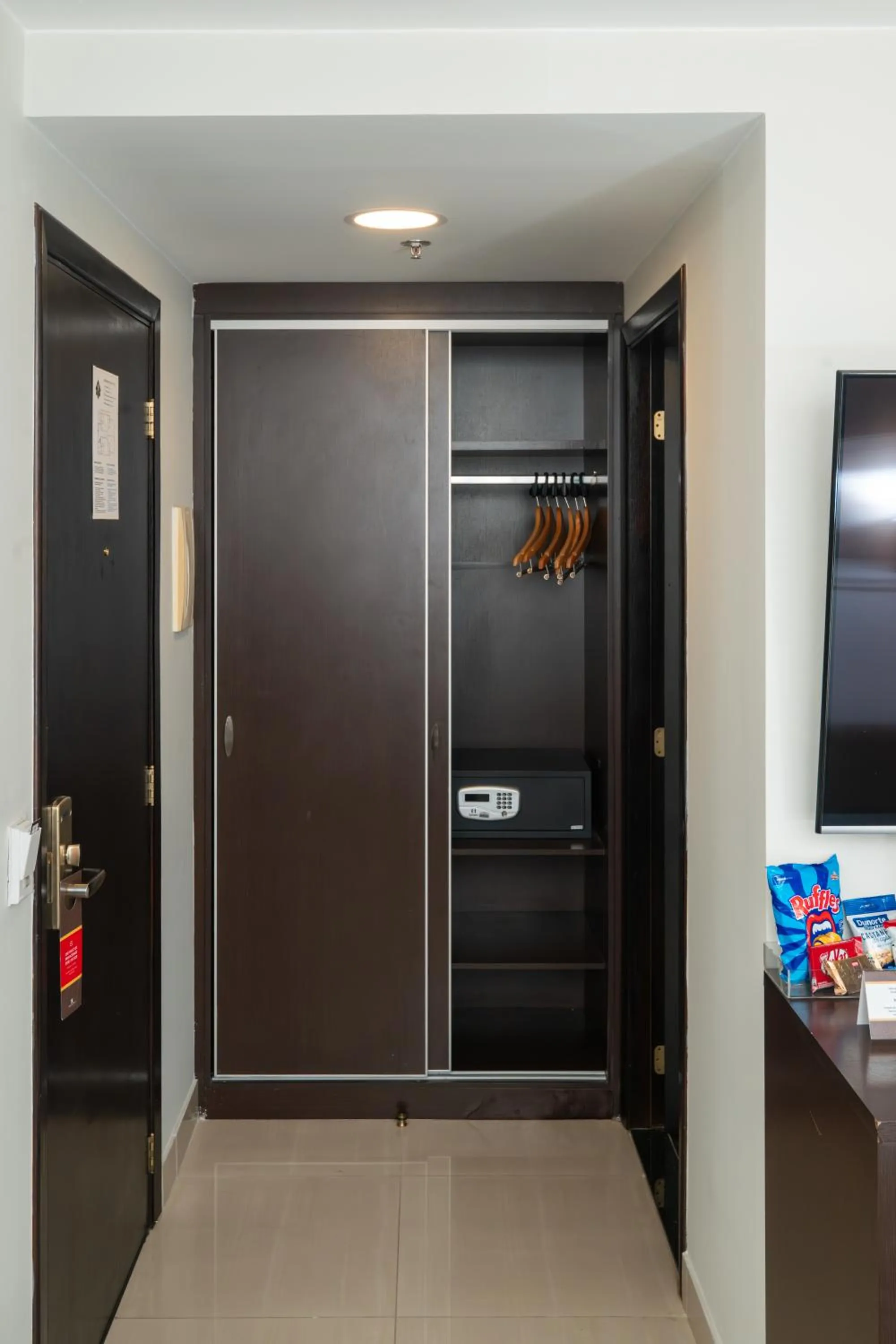 Bedroom in Royal Collection Paulista