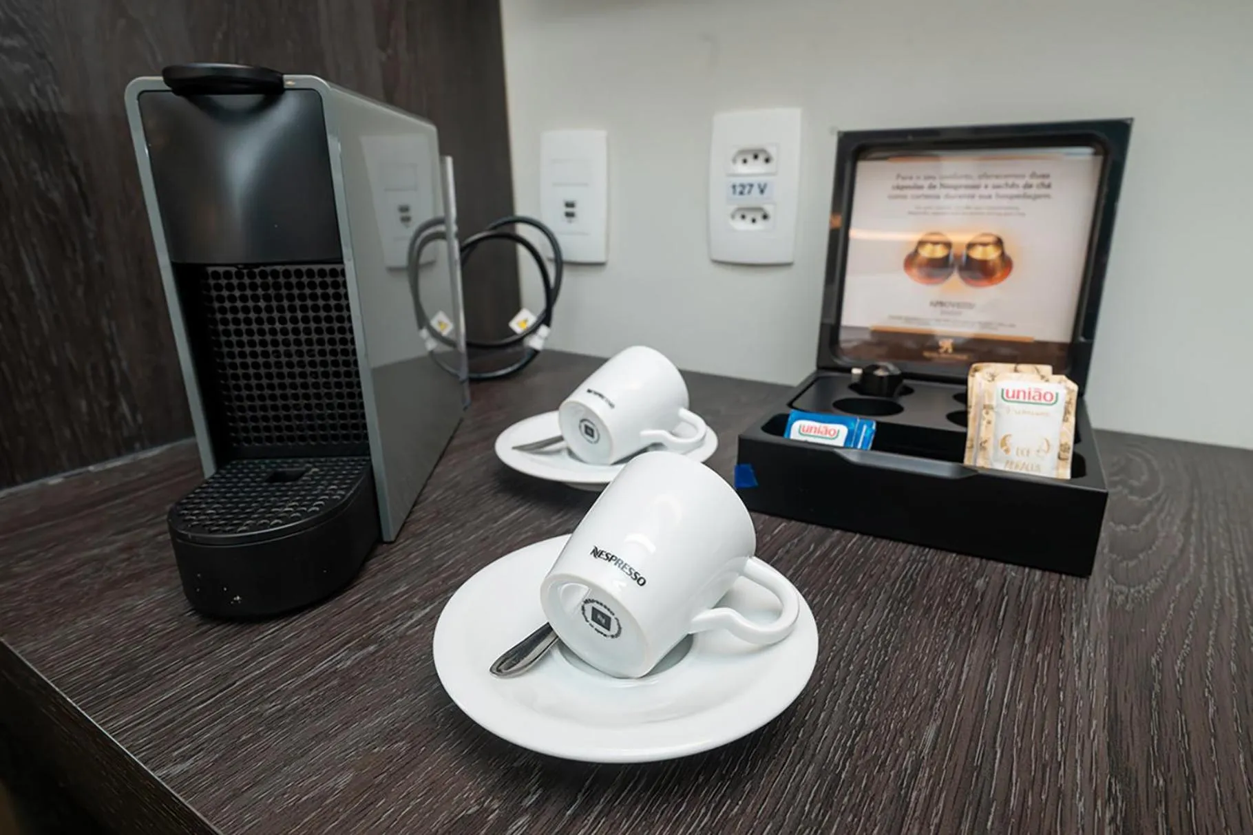 Coffee/tea facilities in Royal Collection Paulista