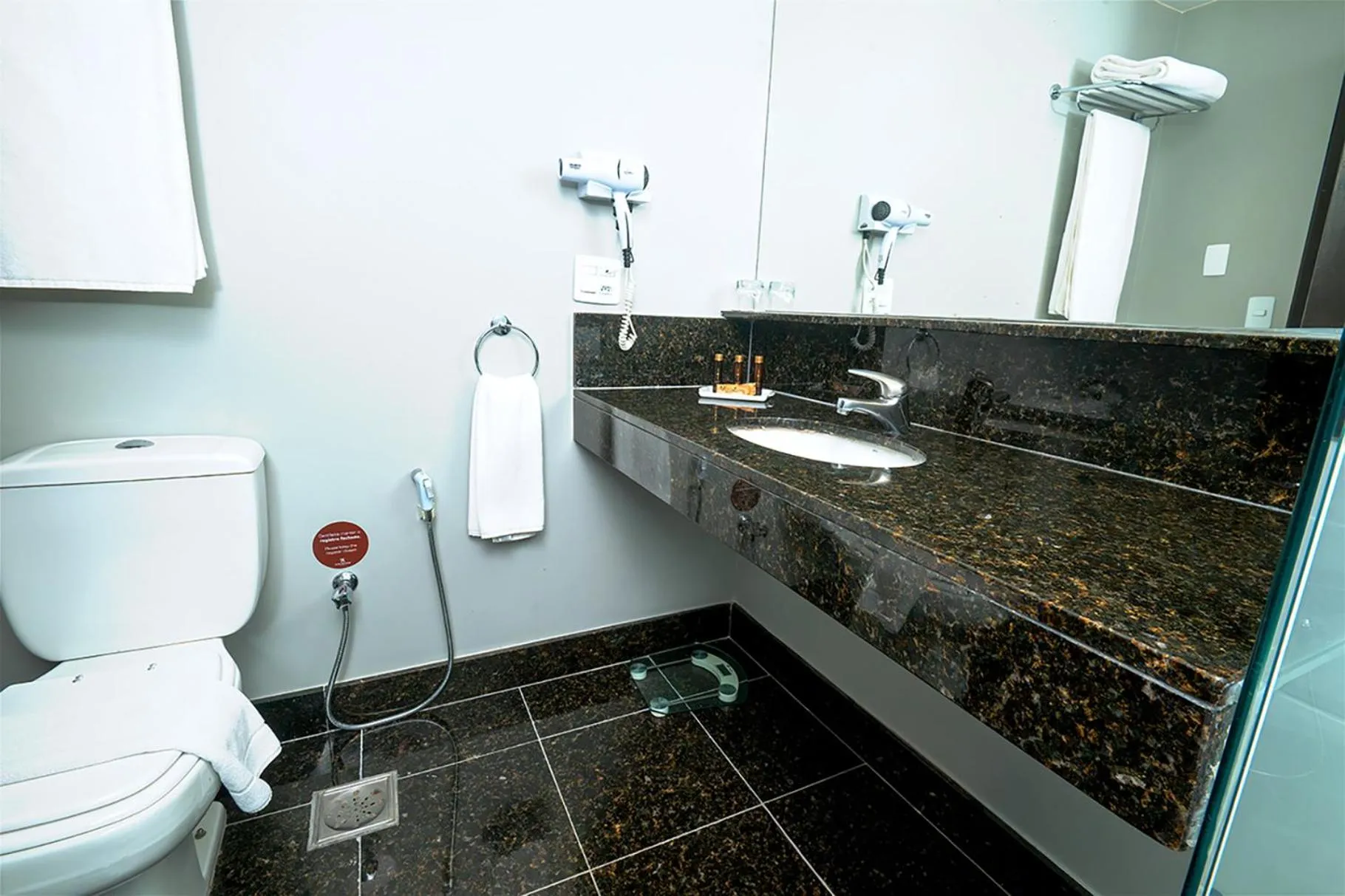 Shower in Royal Collection Paulista