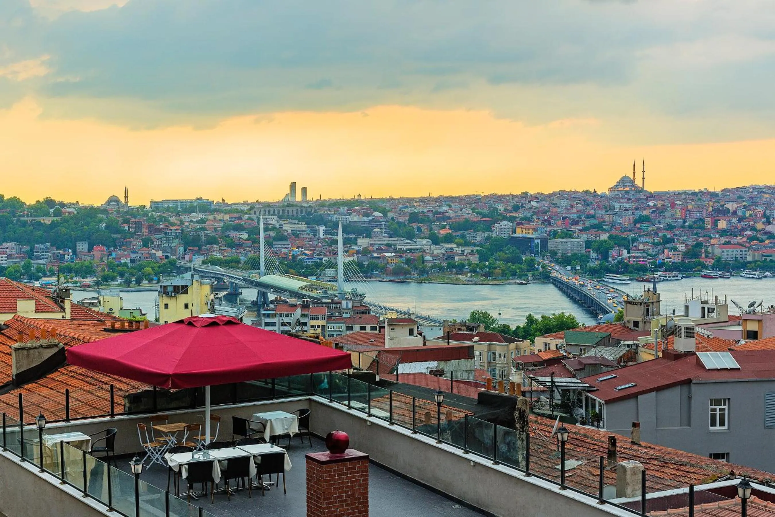 Property building in Meroddi Pera Flats