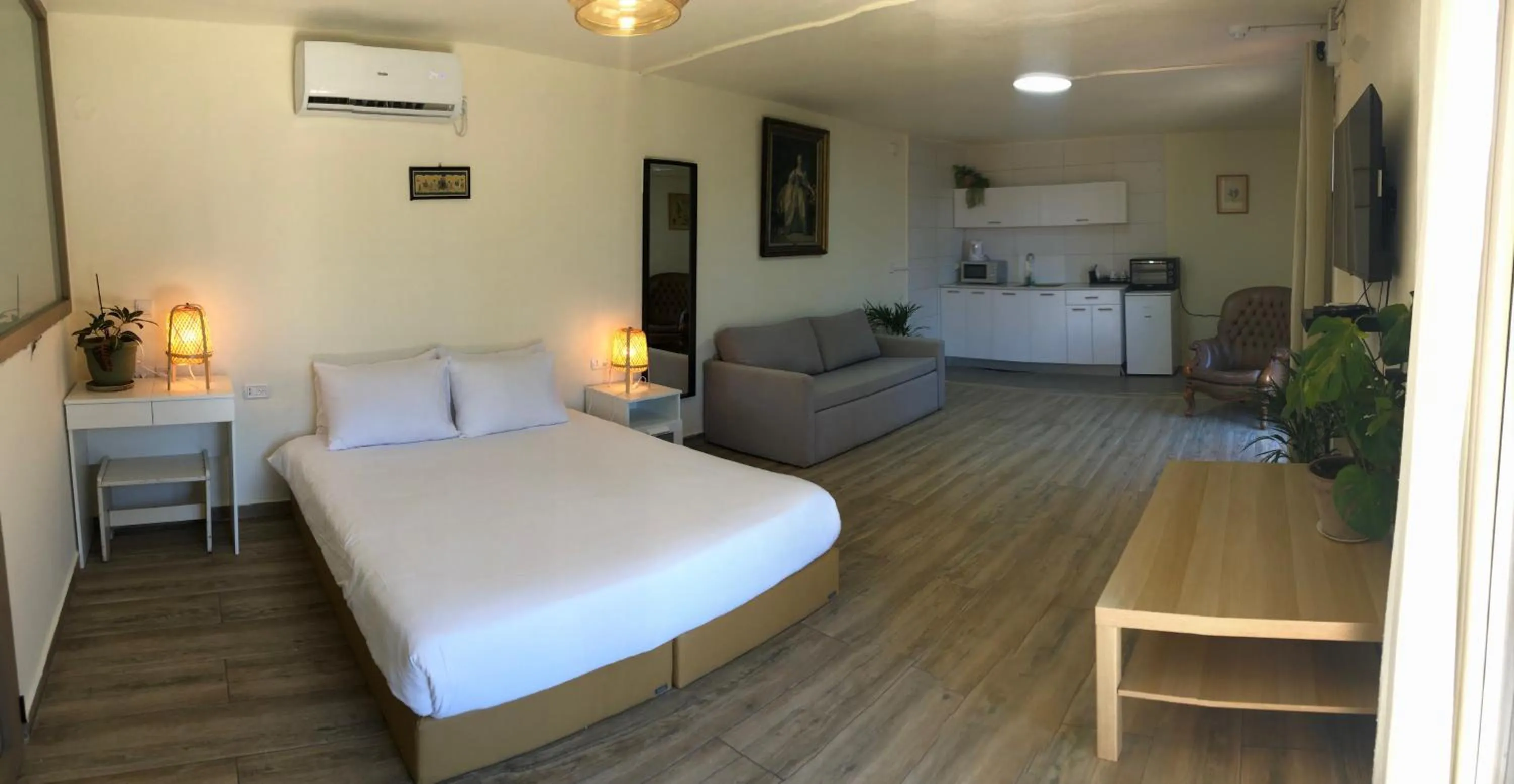 Bed in Beit Oren Hotel