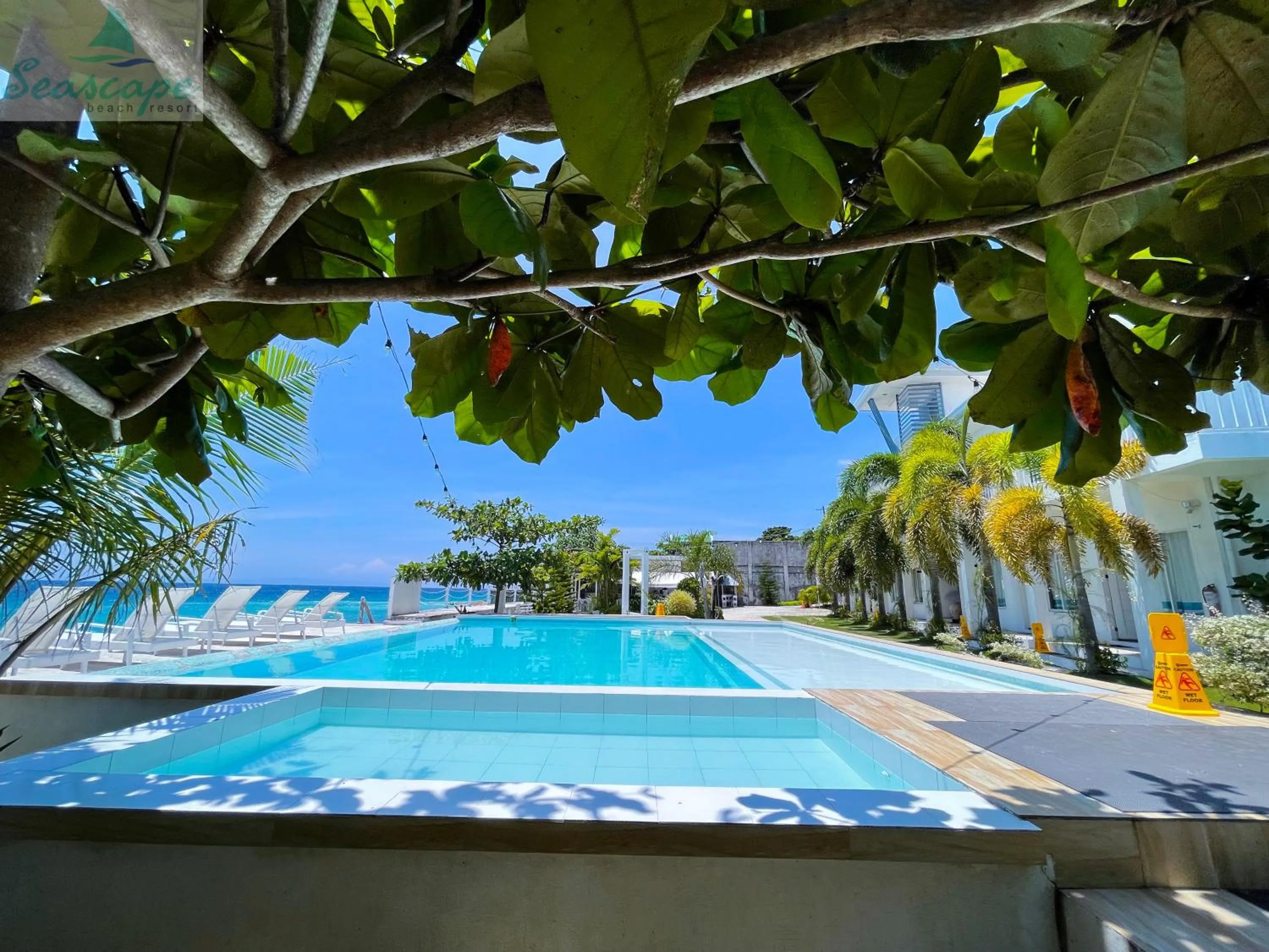 Day in Seascape Beach Resort Oslob