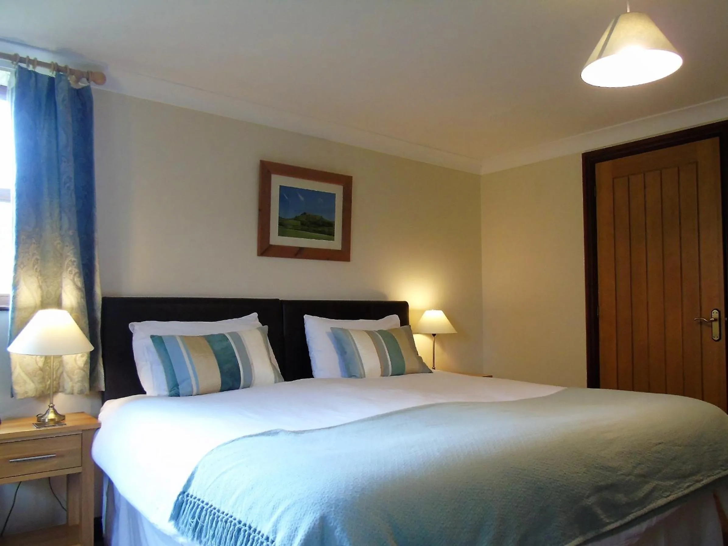 Bed in Pwllgwilym B & B