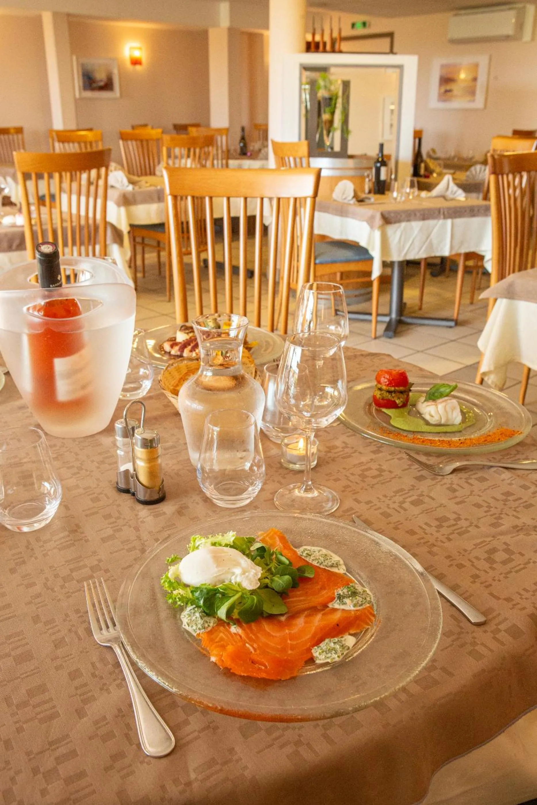 Logis Hotels - Le relais des deux vallées - Hôtel et restaurant