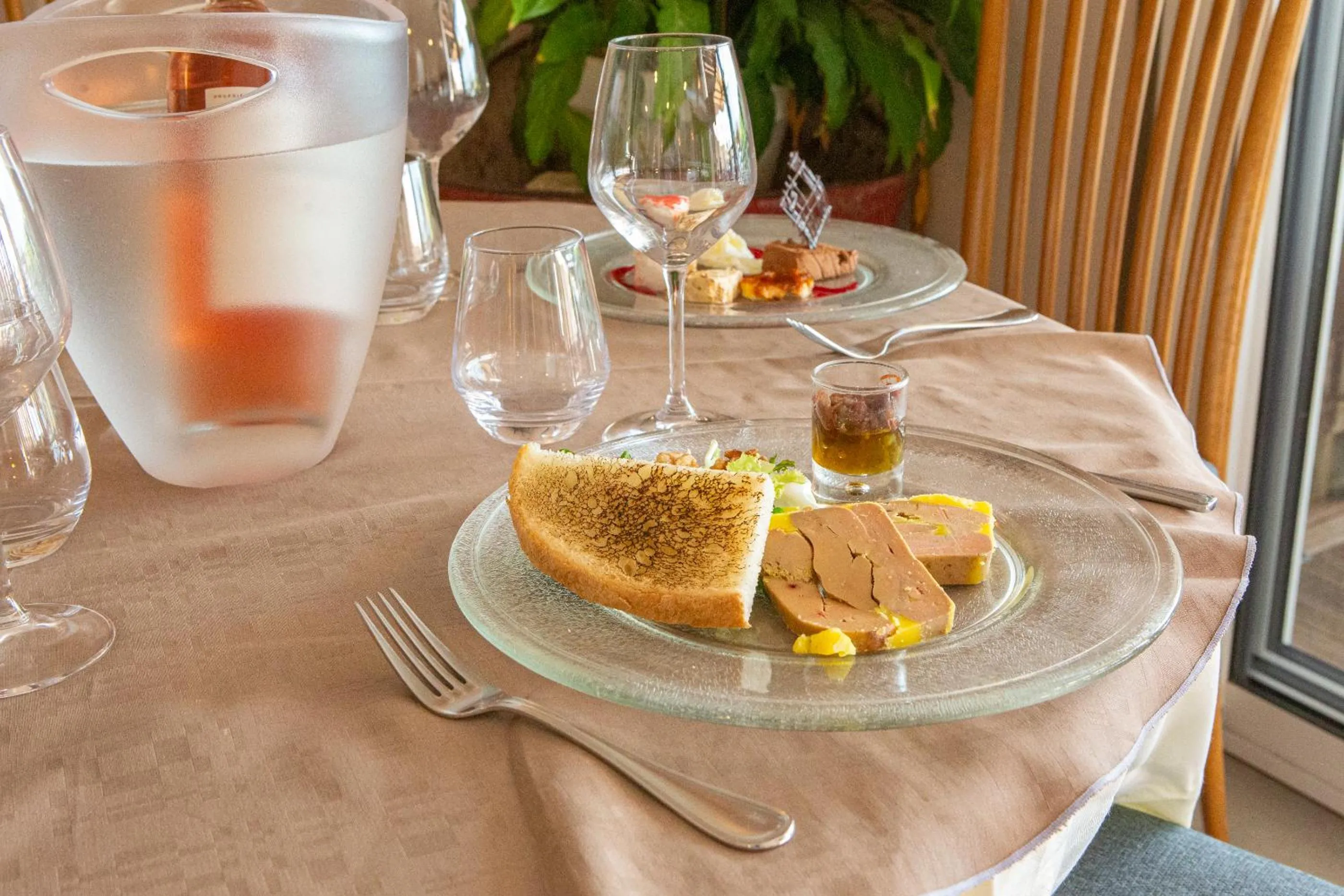 Logis Hotels - Le relais des deux vallées - Hôtel et restaurant