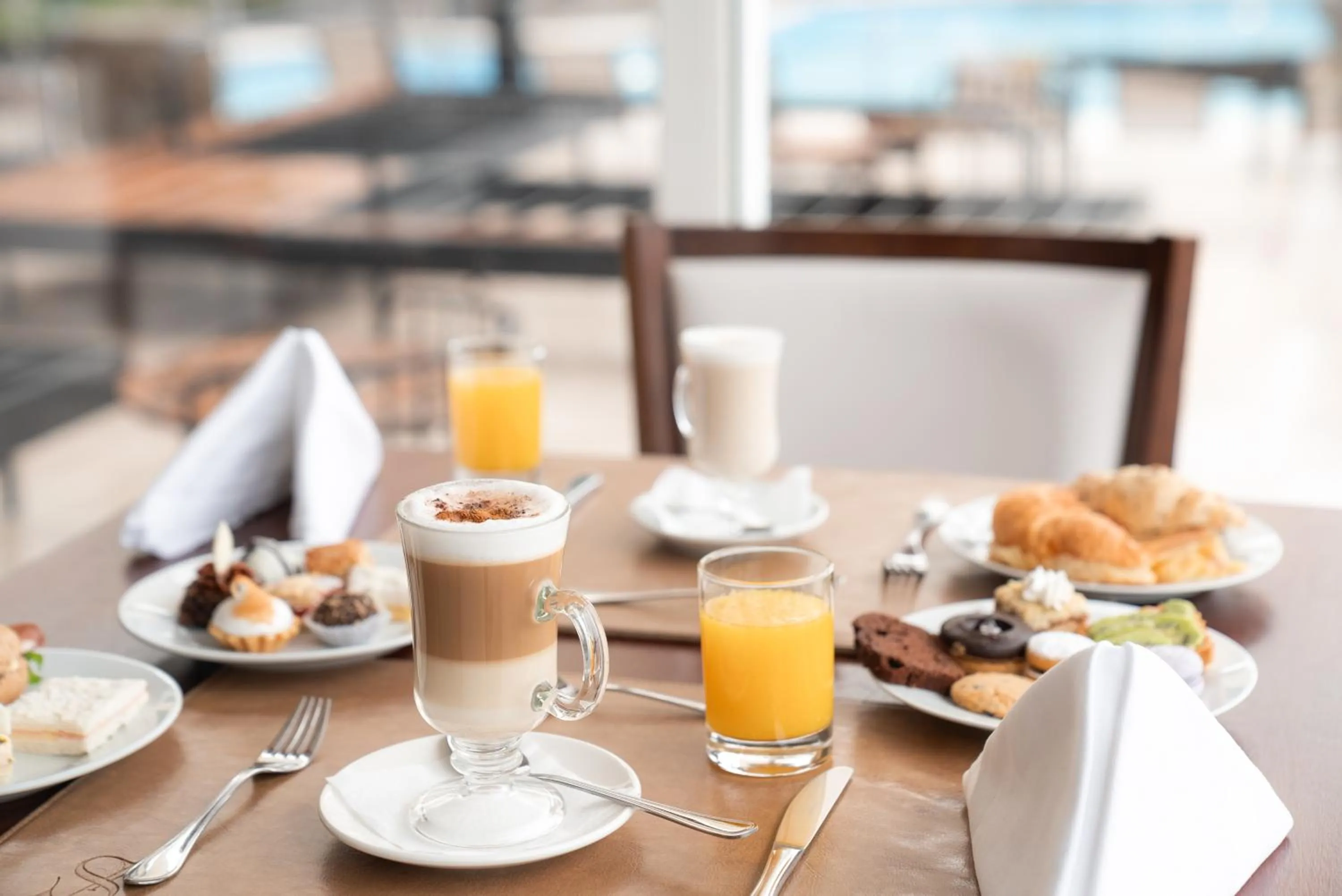 Restaurant/places to eat in Radisson Hotel Colonia del Sacramento