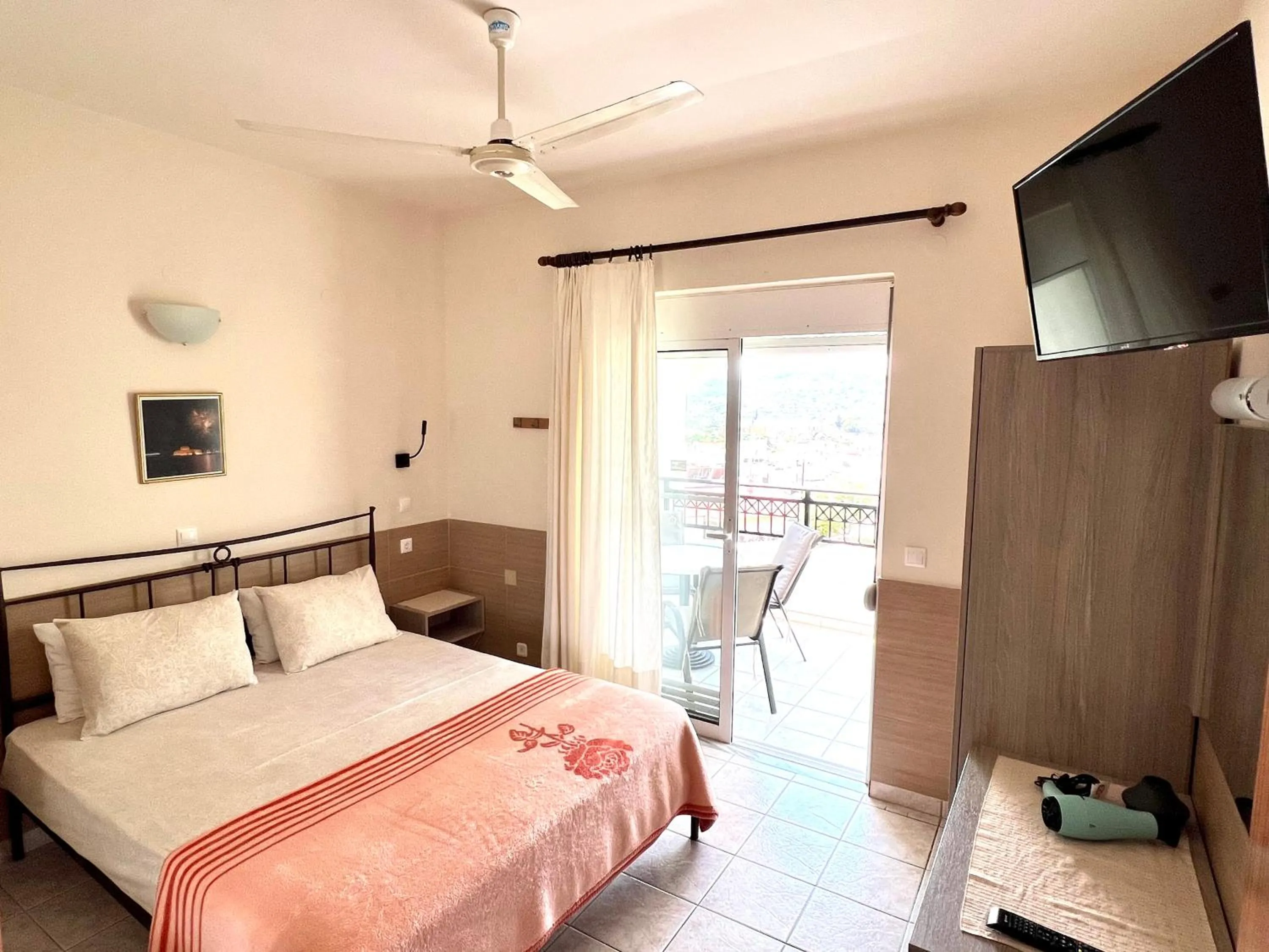 TV and multimedia, Bed in SCALA APARTS & STUDIOS - Rhodes