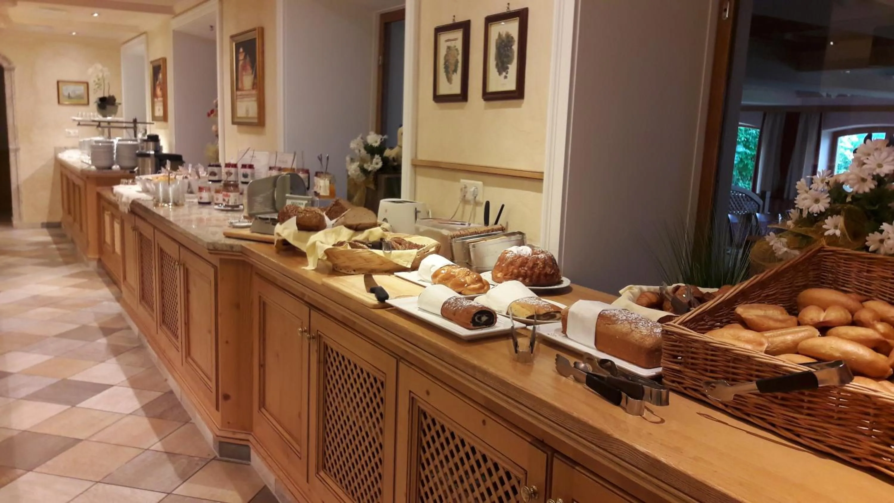 Buffet breakfast in Das Pfandler