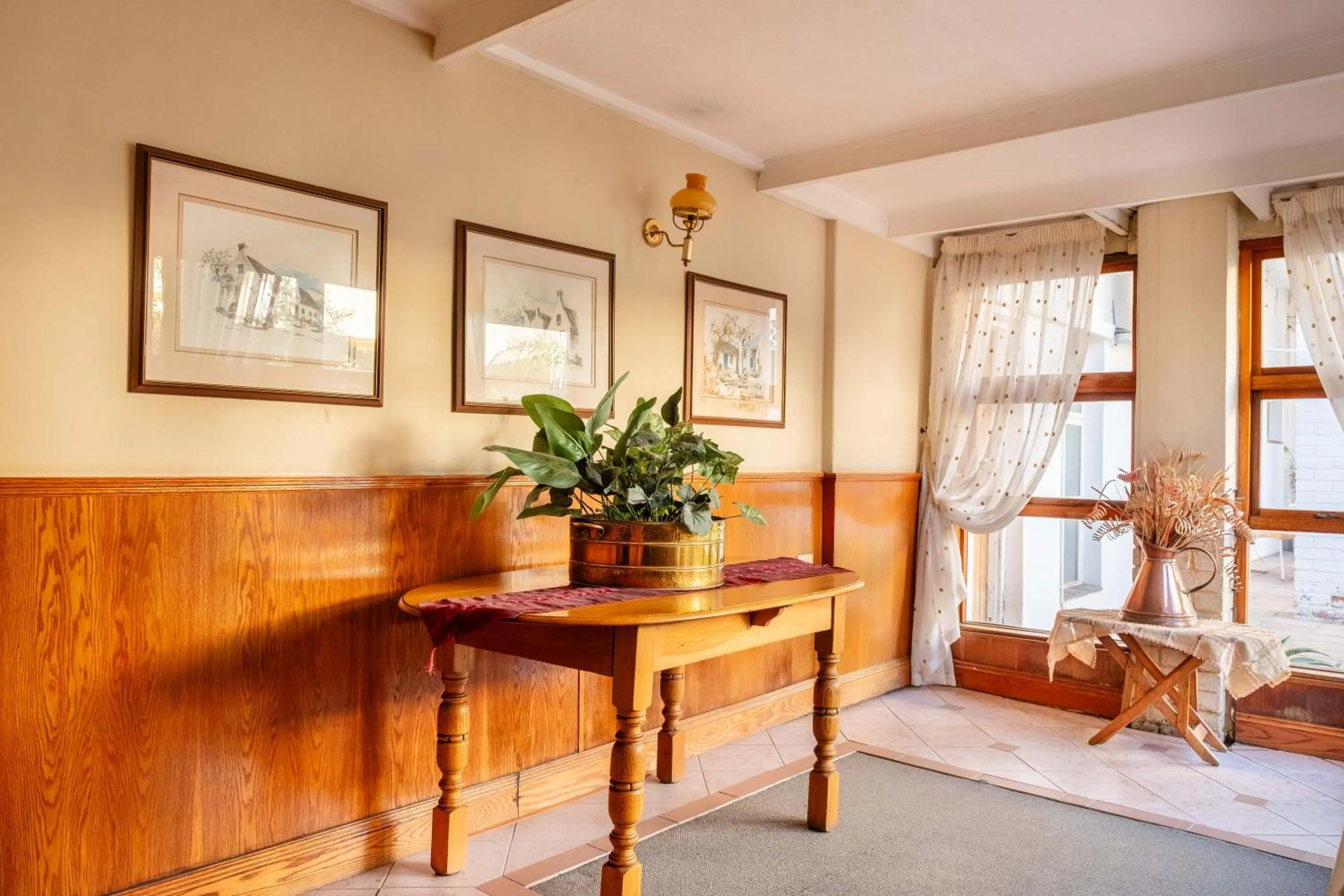 Property building in Karoo Country Inn