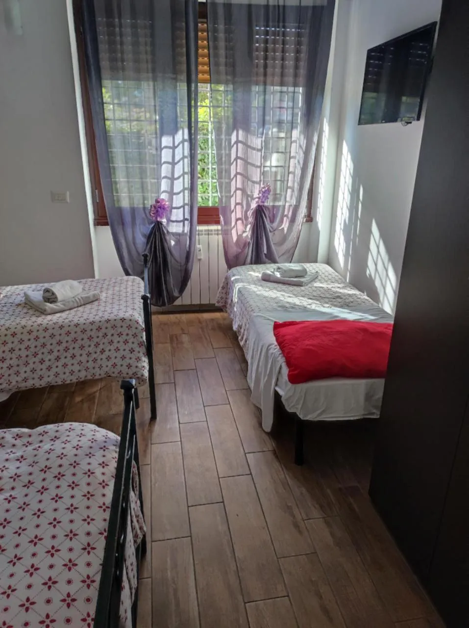 Bedroom, Bed in Marco E Laura Affittacamere al Vaticano