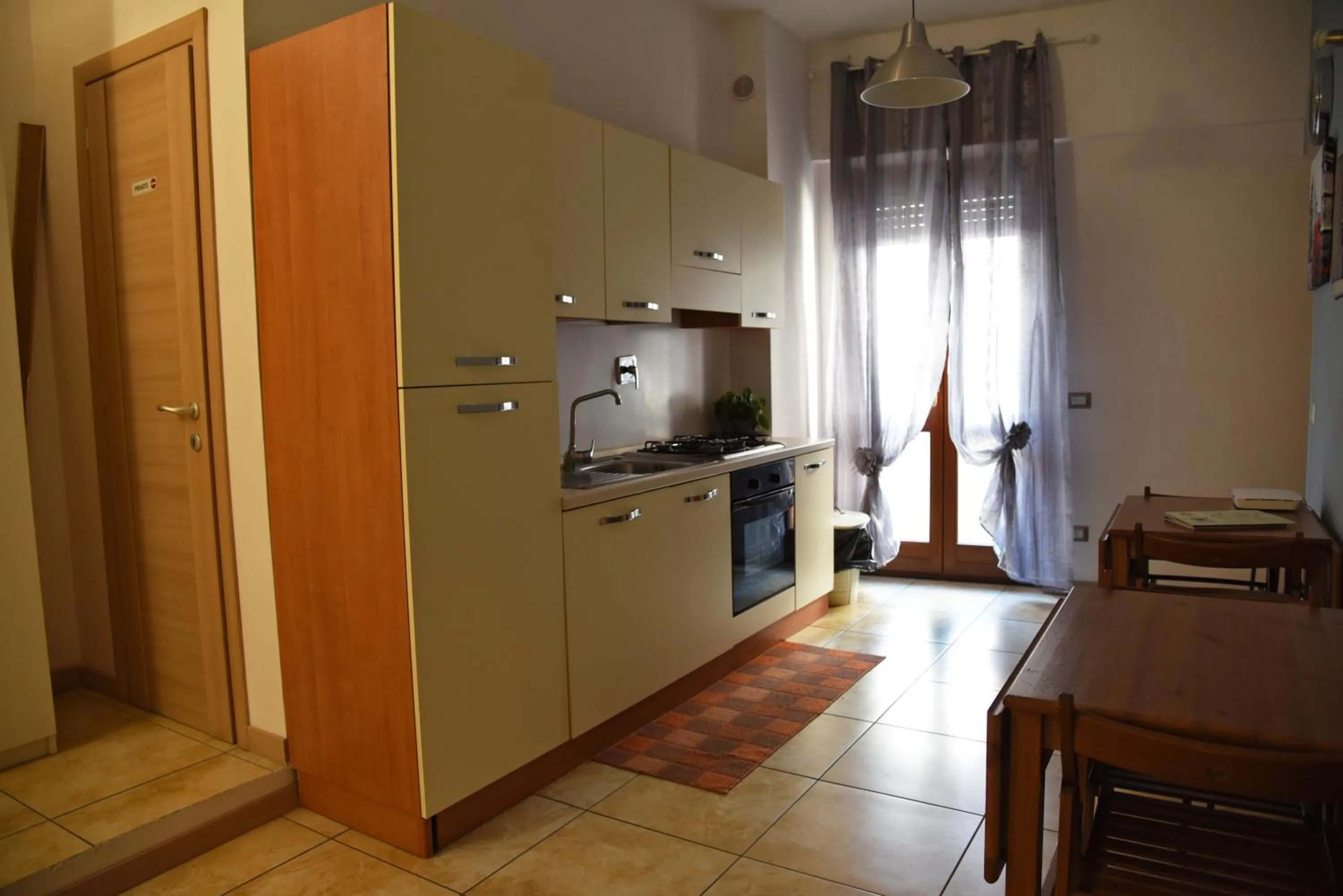 Communal kitchen in Marco E Laura Affittacamere al Vaticano