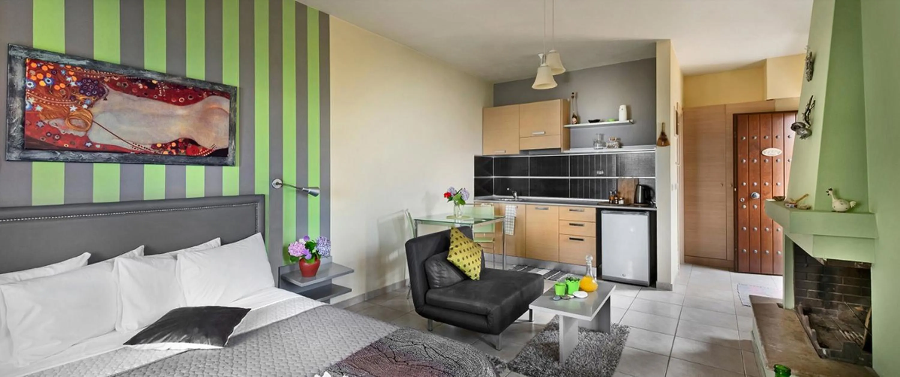 Bed in Hotel Petradi