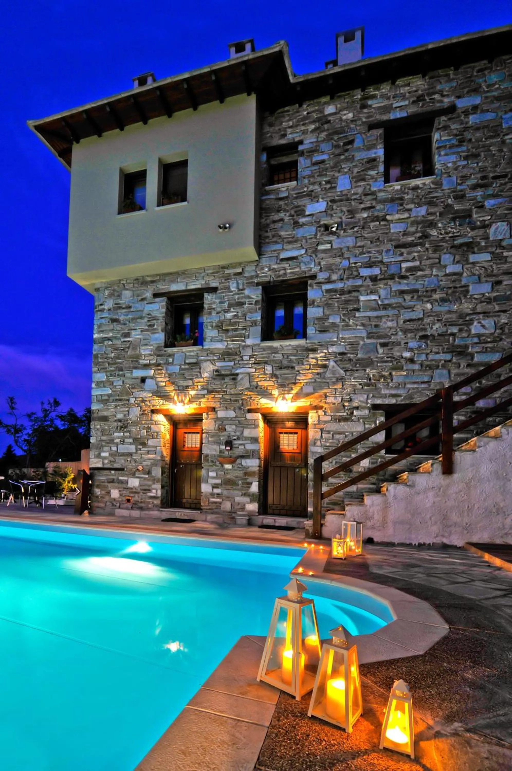 Pool view in Hotel Petradi