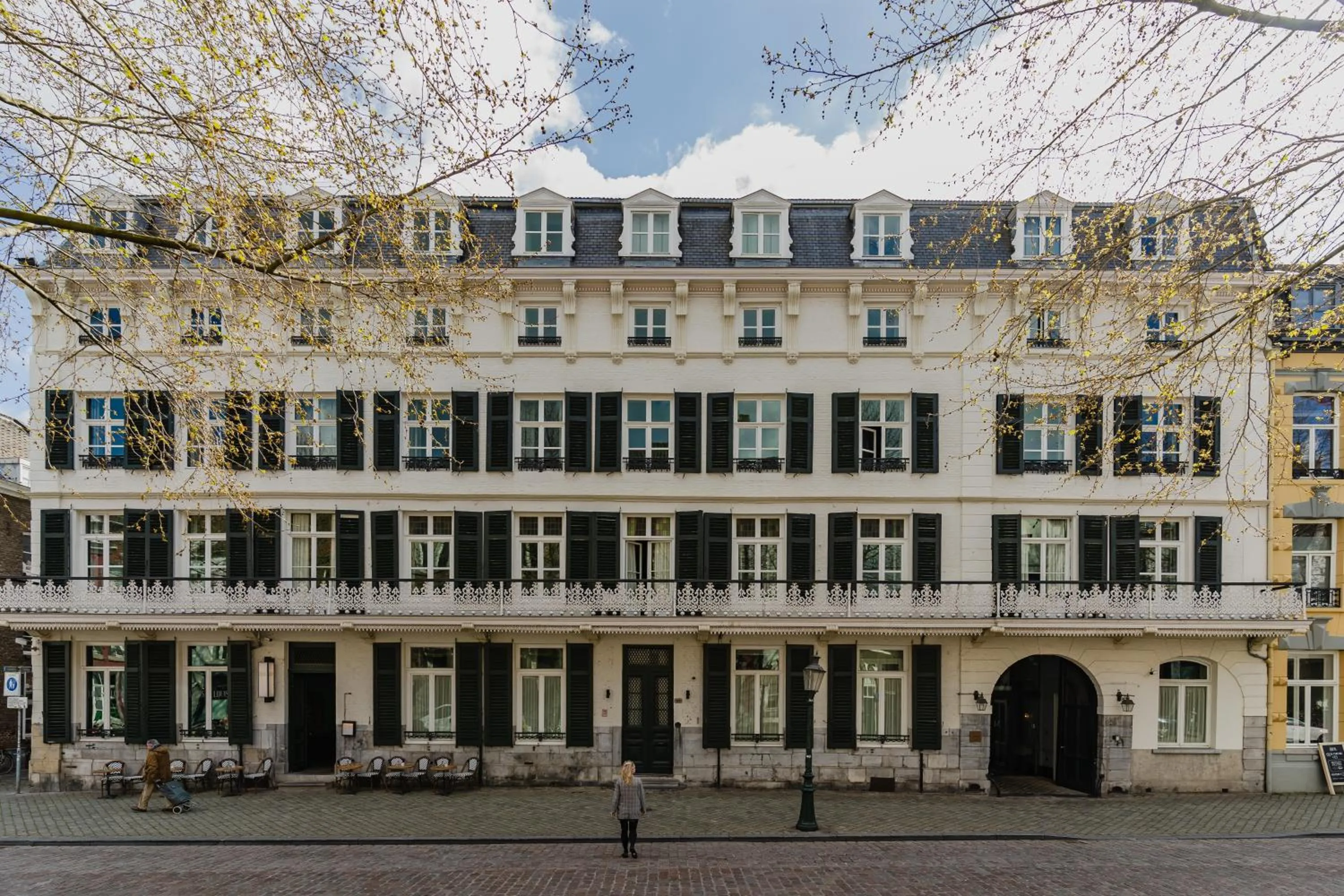 Property building in Hotel Monastère Maastricht