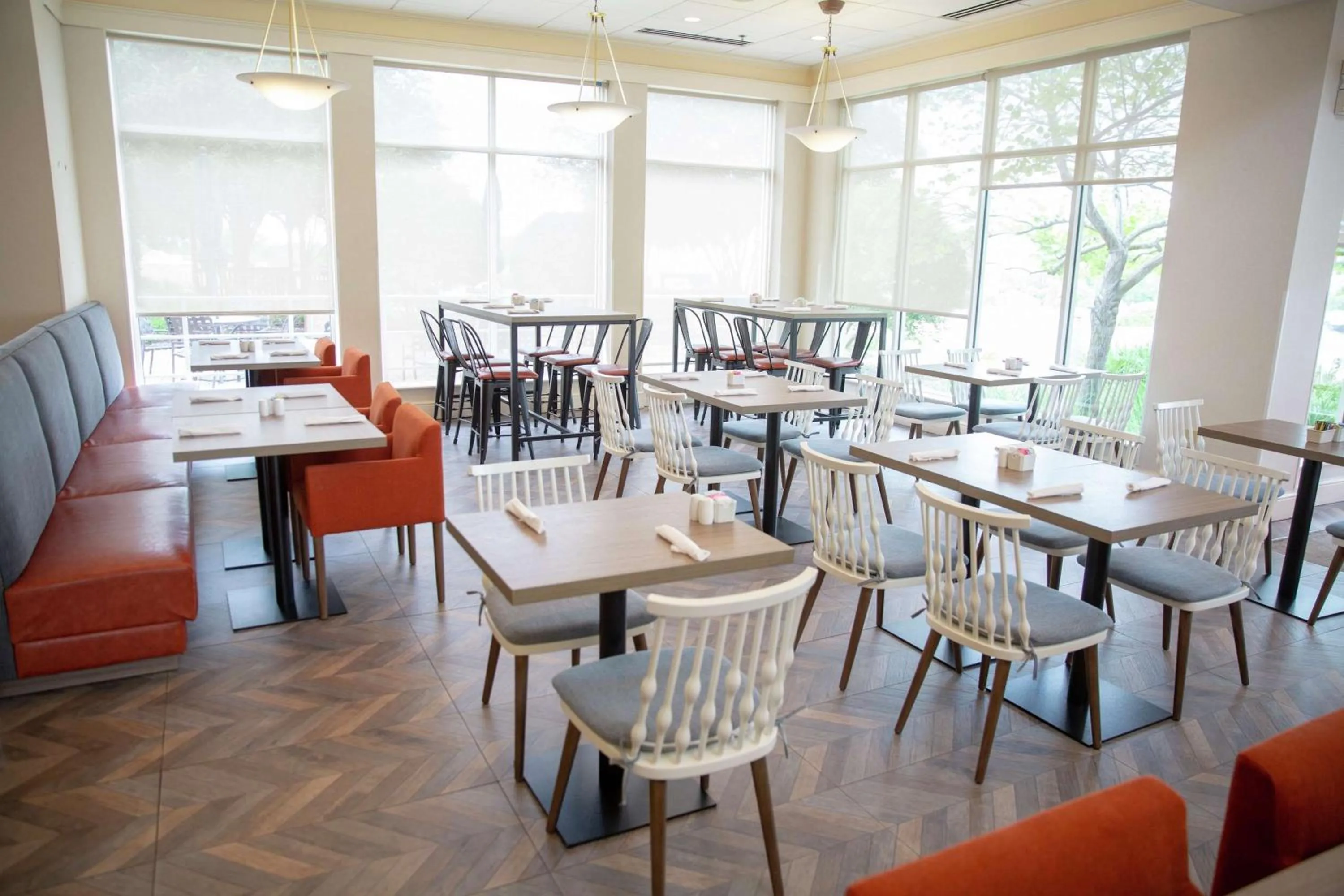 Restaurant/places to eat in Hilton Garden Inn Temple Medical Center