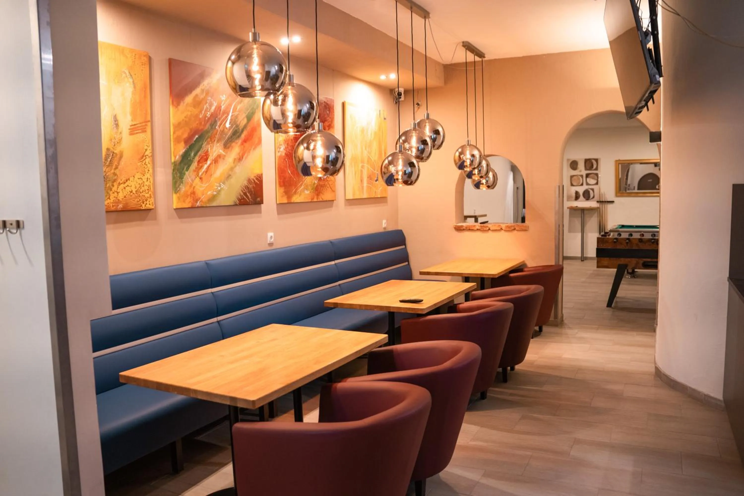 Communal lounge/ TV room in Boutique Hotel Erla