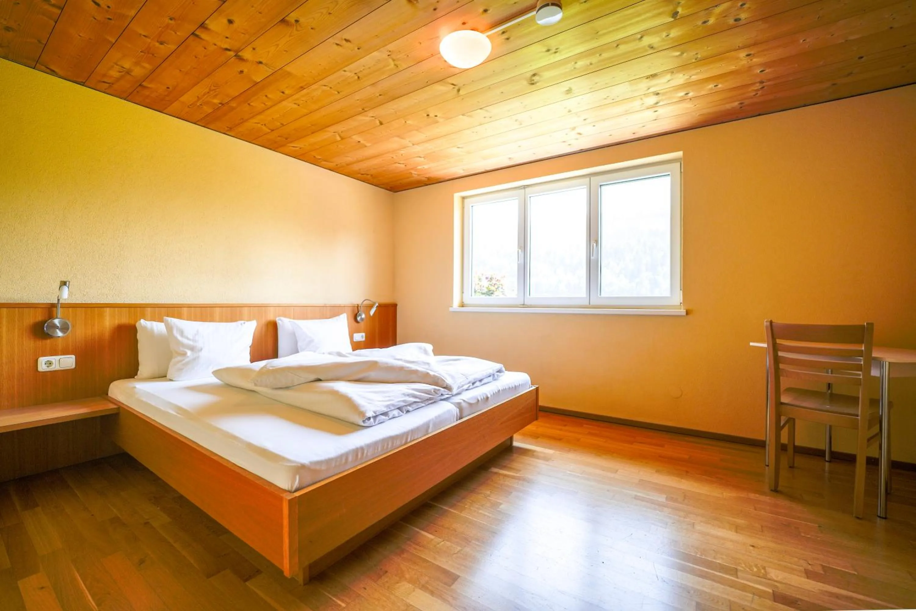 Bedroom, Bed in Sonne Bezau - Familotel Bregenzerwald