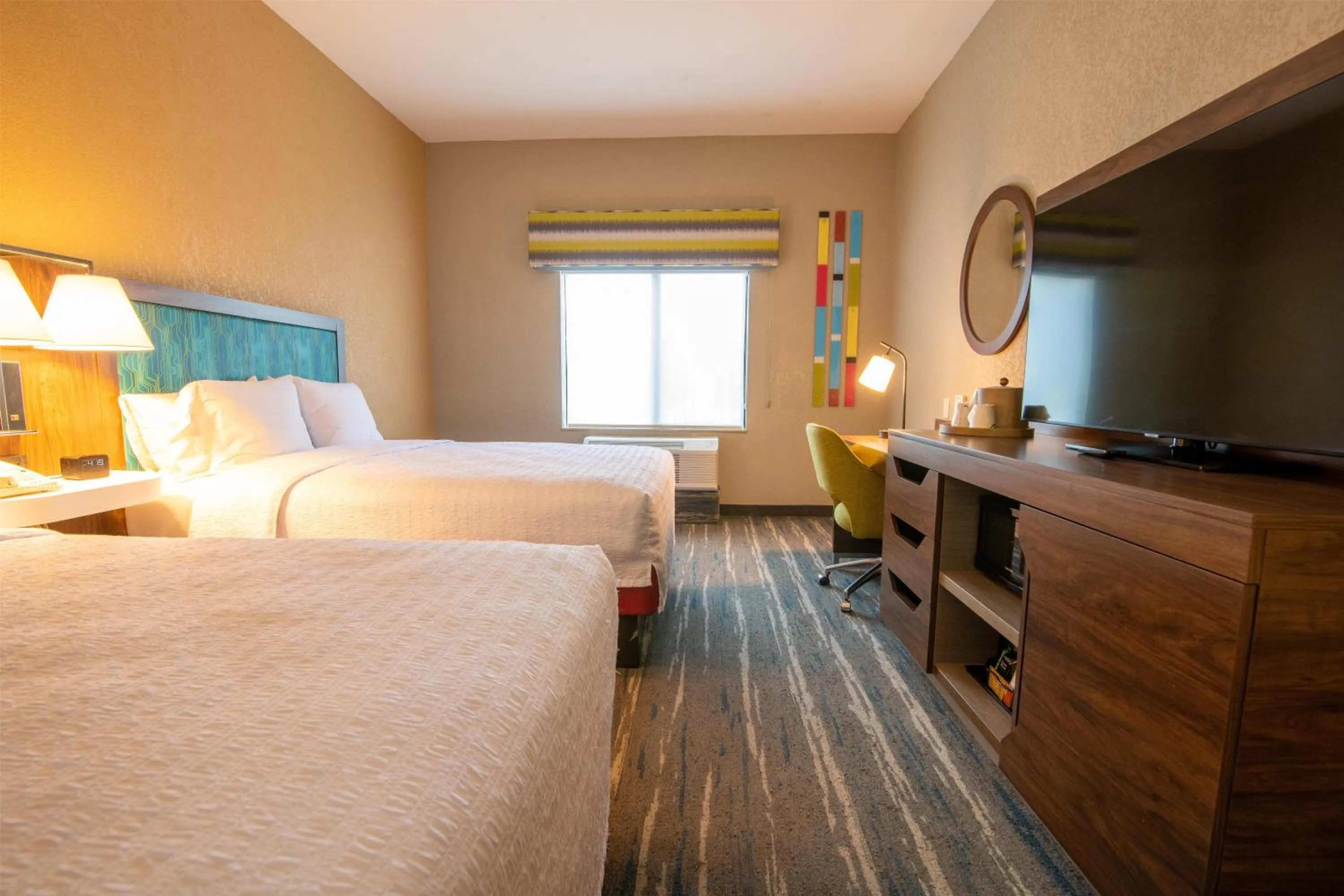 Bed in Hampton Inn & Suites College Station