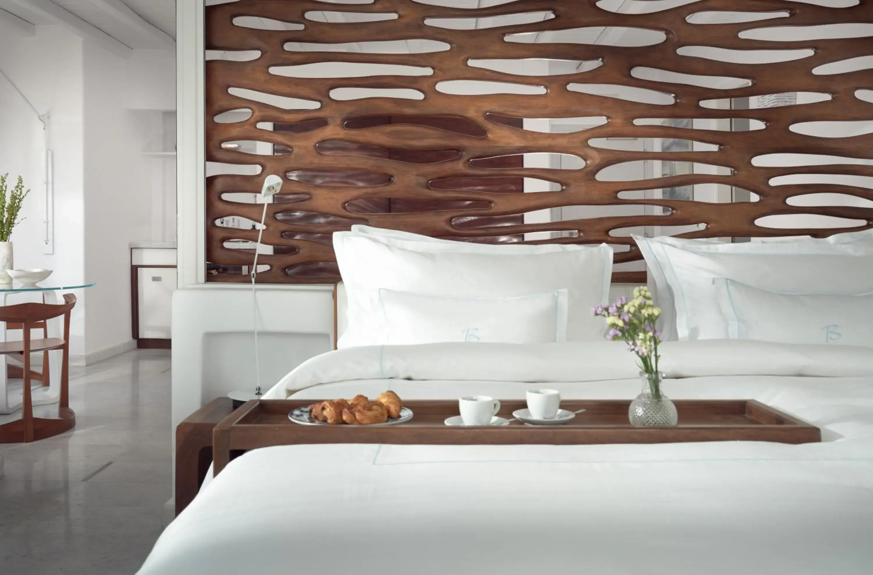 Belvedere Suite with Spectacular Sea View in Belvedere Mykonos - Main Hotel - The Leading Hotels of the World Belvedere Suite with Spectacular Sea View in Belvedere Mykonos - Main Hotel - The Leading Hotels of the World