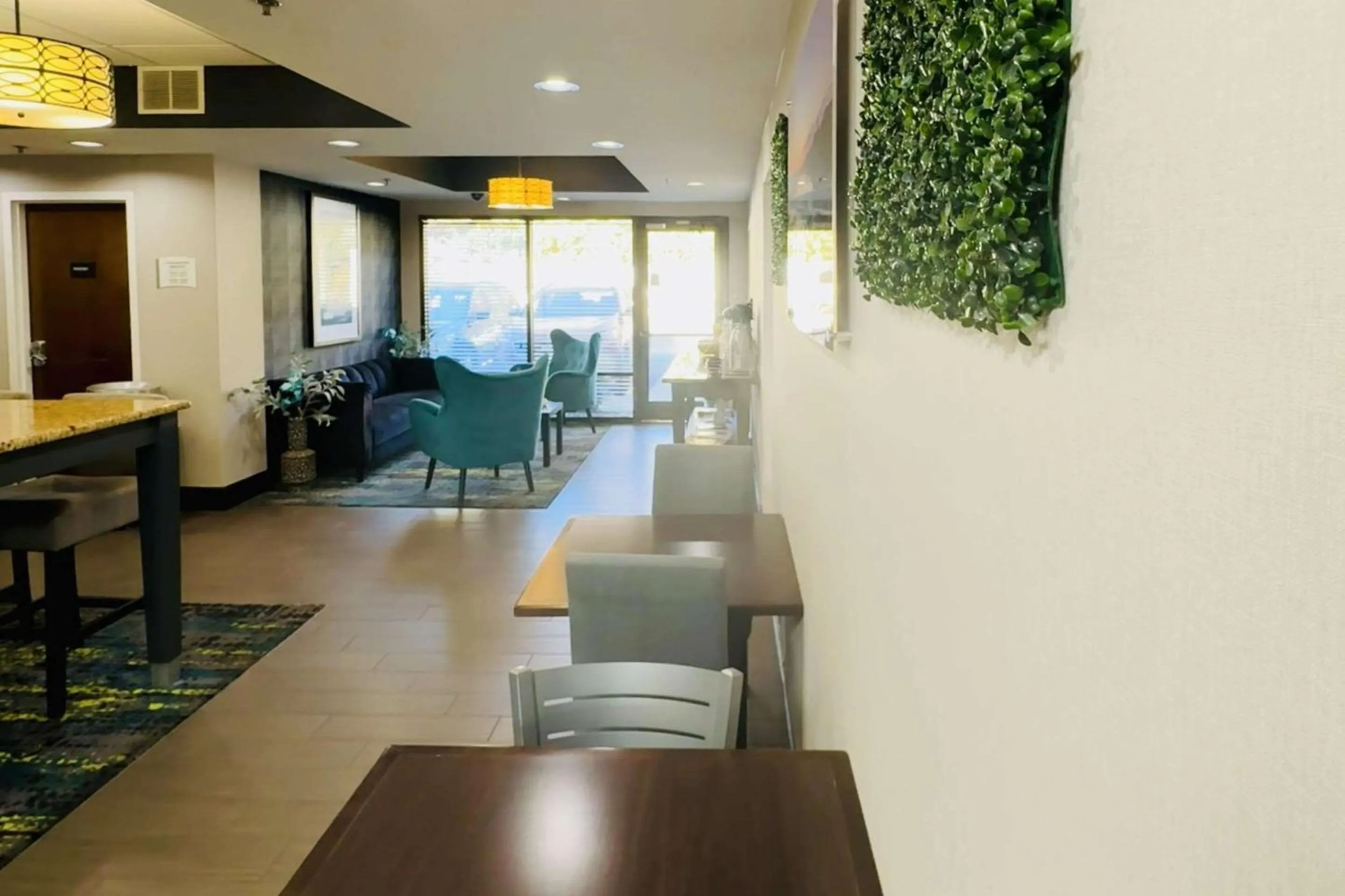 Breakfast in Quality Inn Danville - University Area