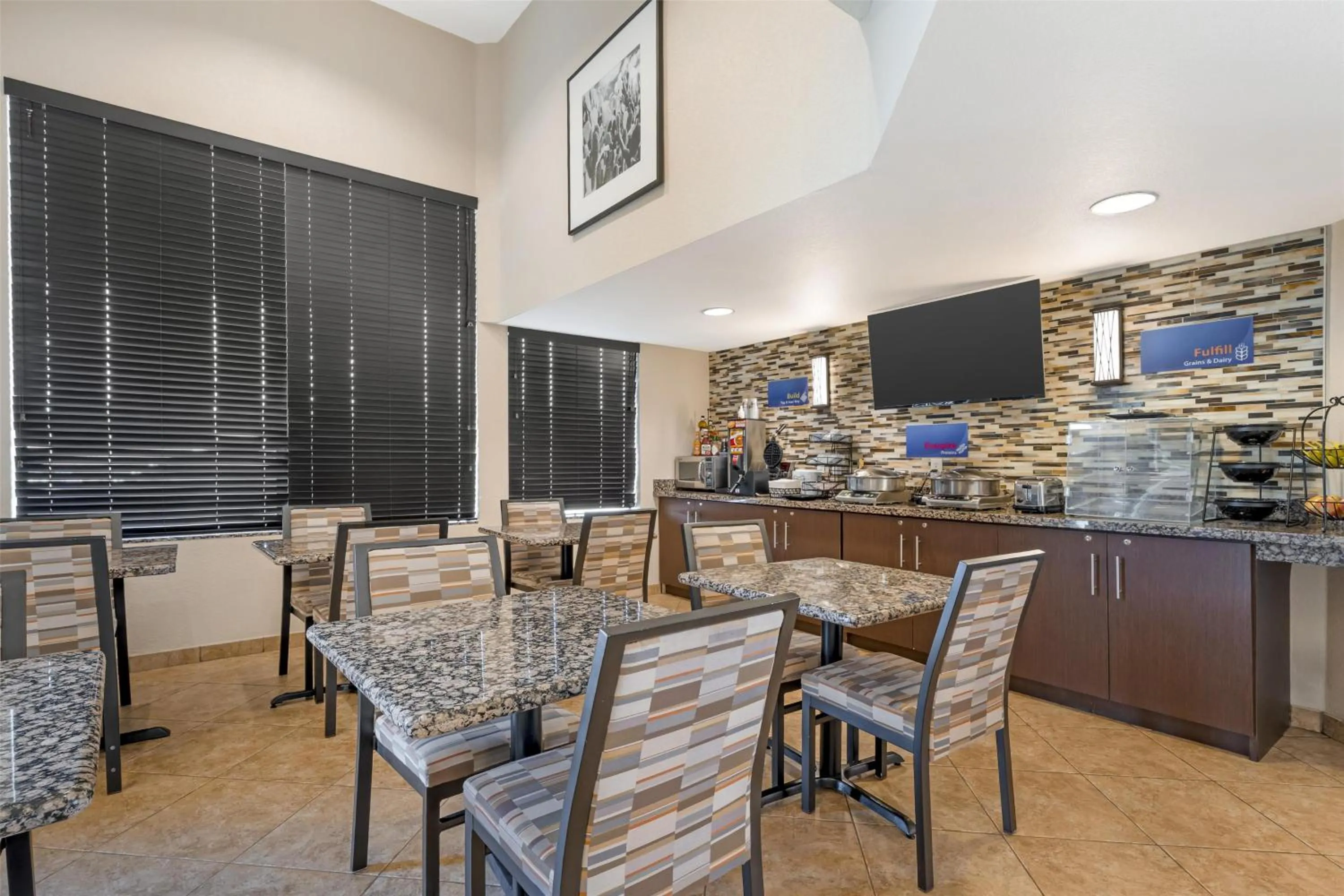 Breakfast in Best Western Inn of Chandler