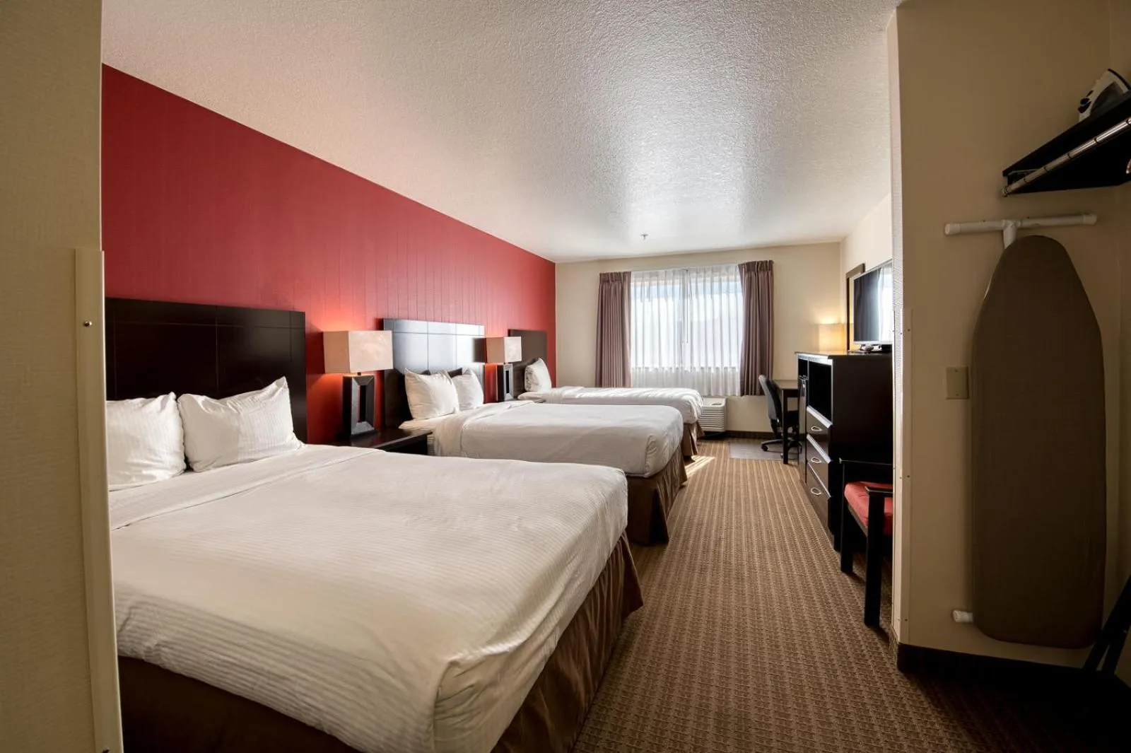 Bed in Inn America - Boise