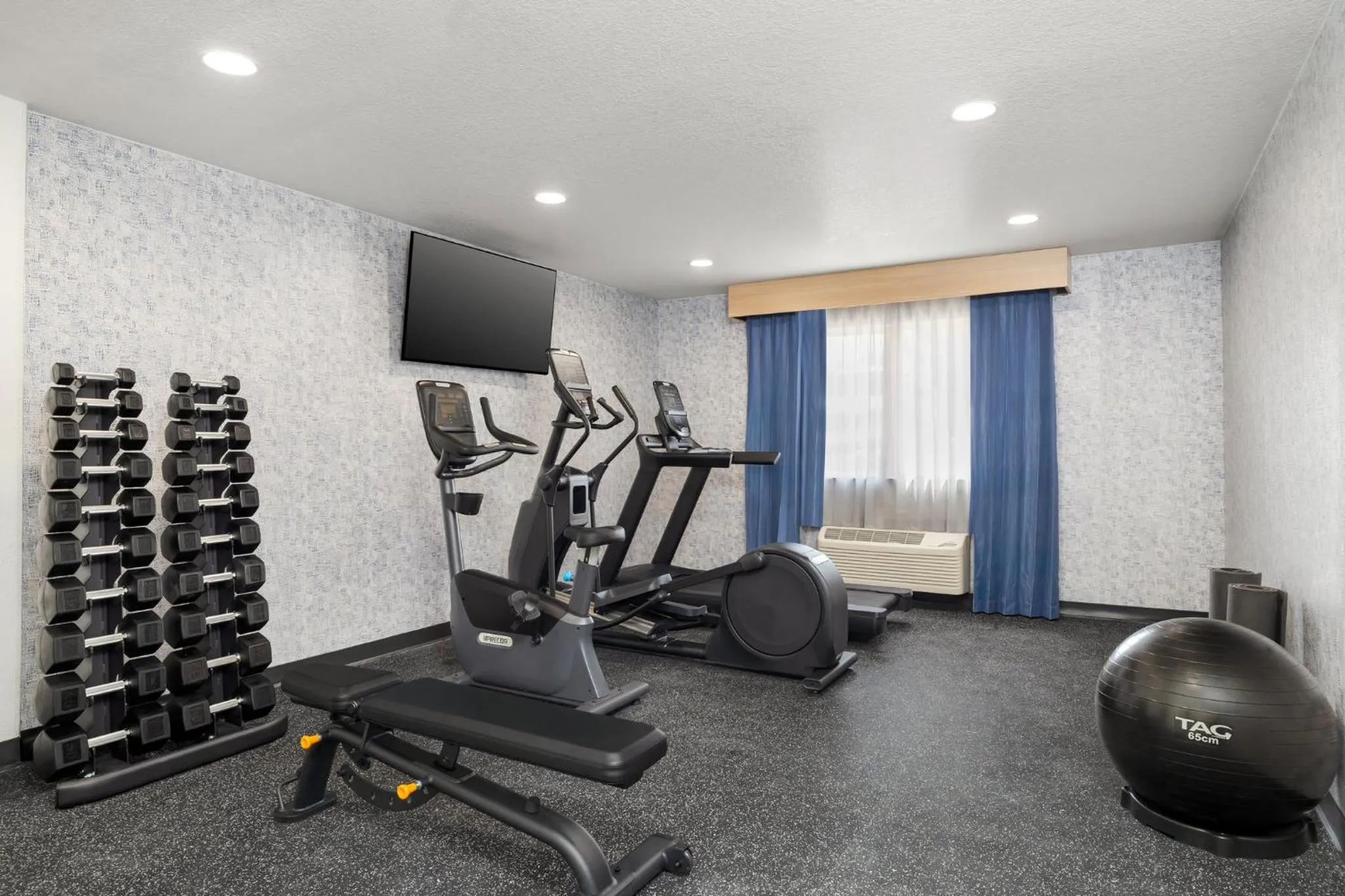 Fitness centre/facilities in Garner Hotel Boise Airport by IHG