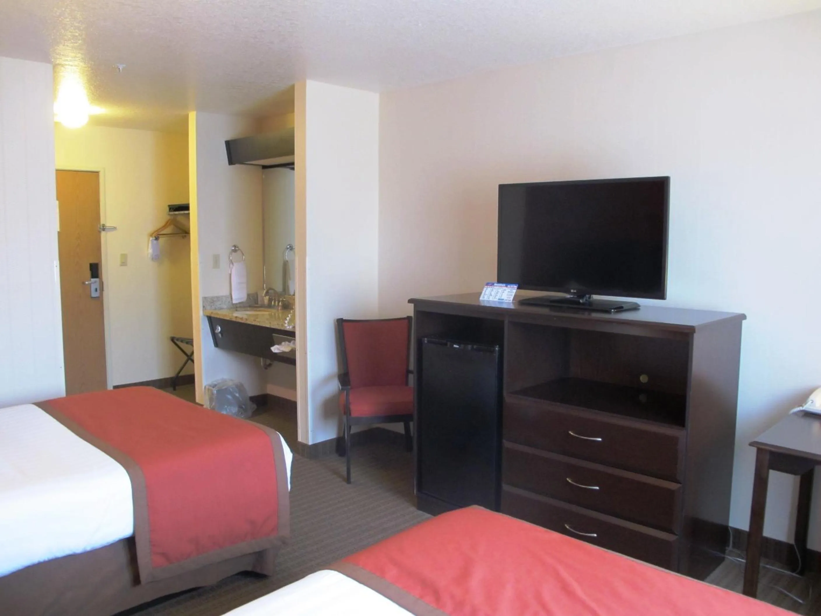 TV and multimedia, Bed in Inn America - Boise