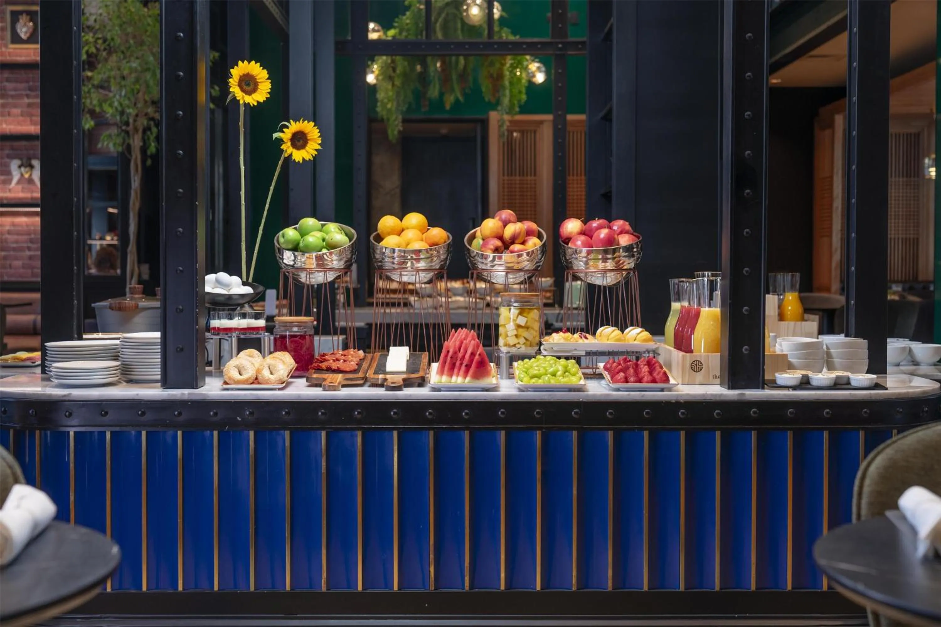 Breakfast in NH Collection Santiago Casacostanera