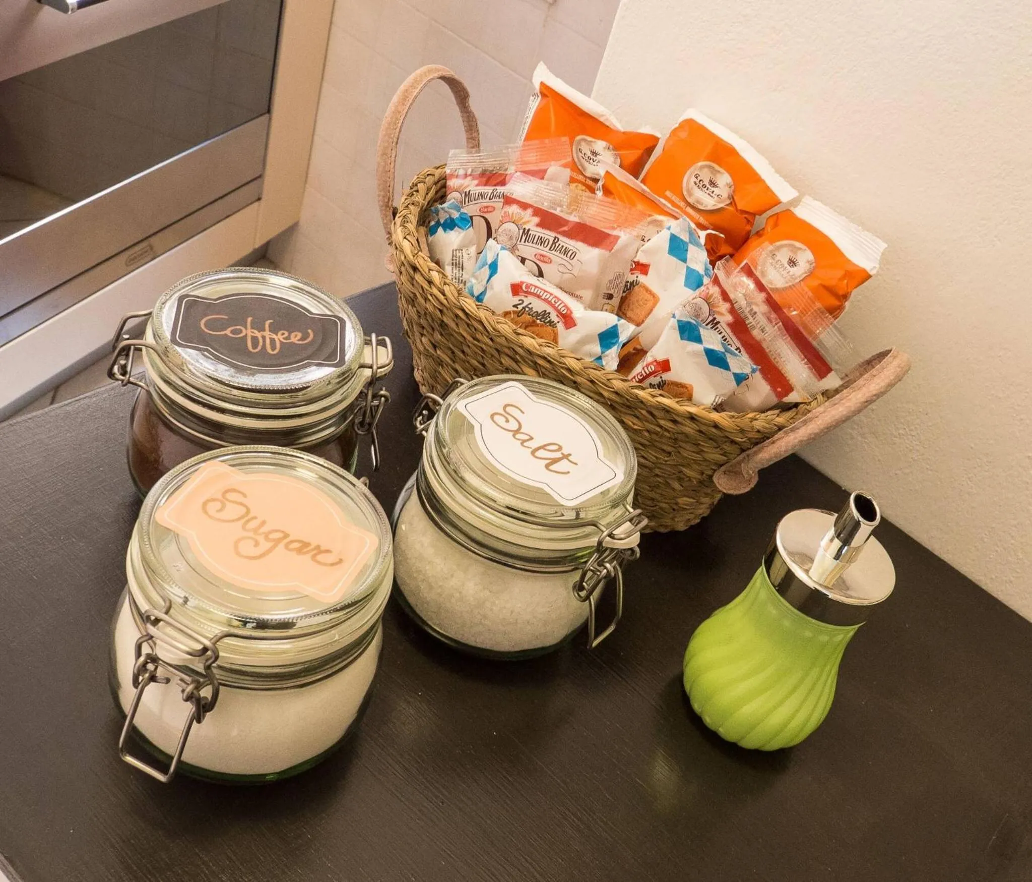 Kitchen or kitchenette in Ventegà Sea View Apartment with Balcony