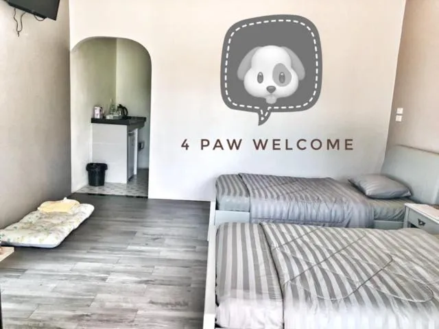 Bed in Sleep Soundly By The Sea