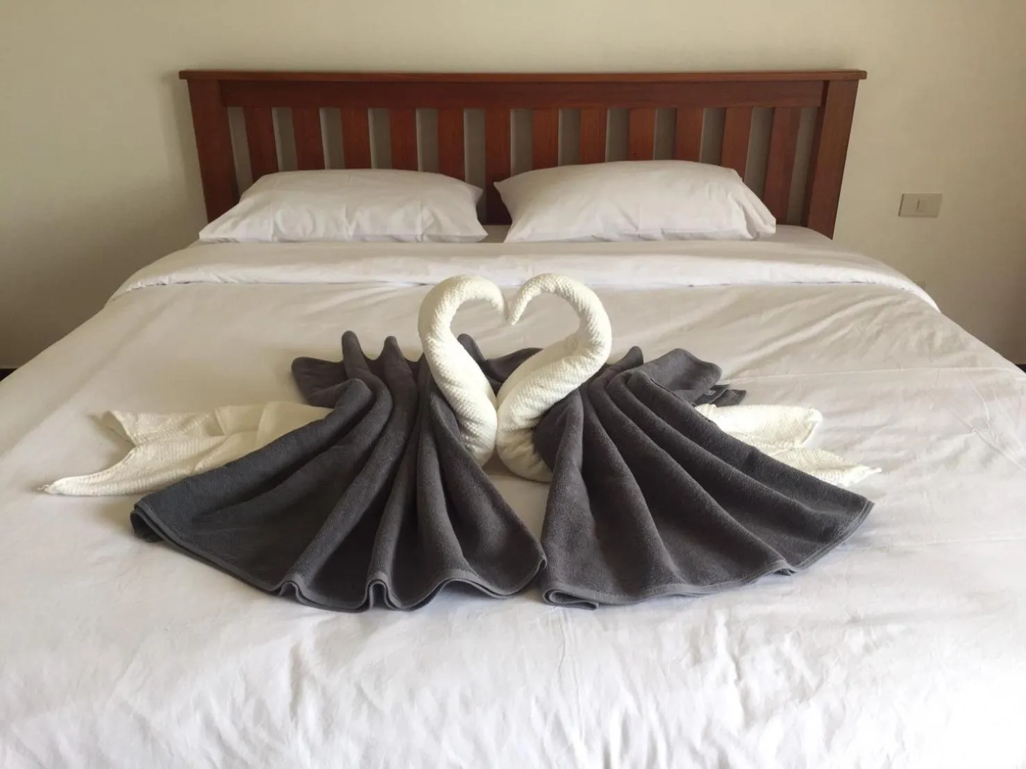 Bed in Sleep Soundly By The Sea