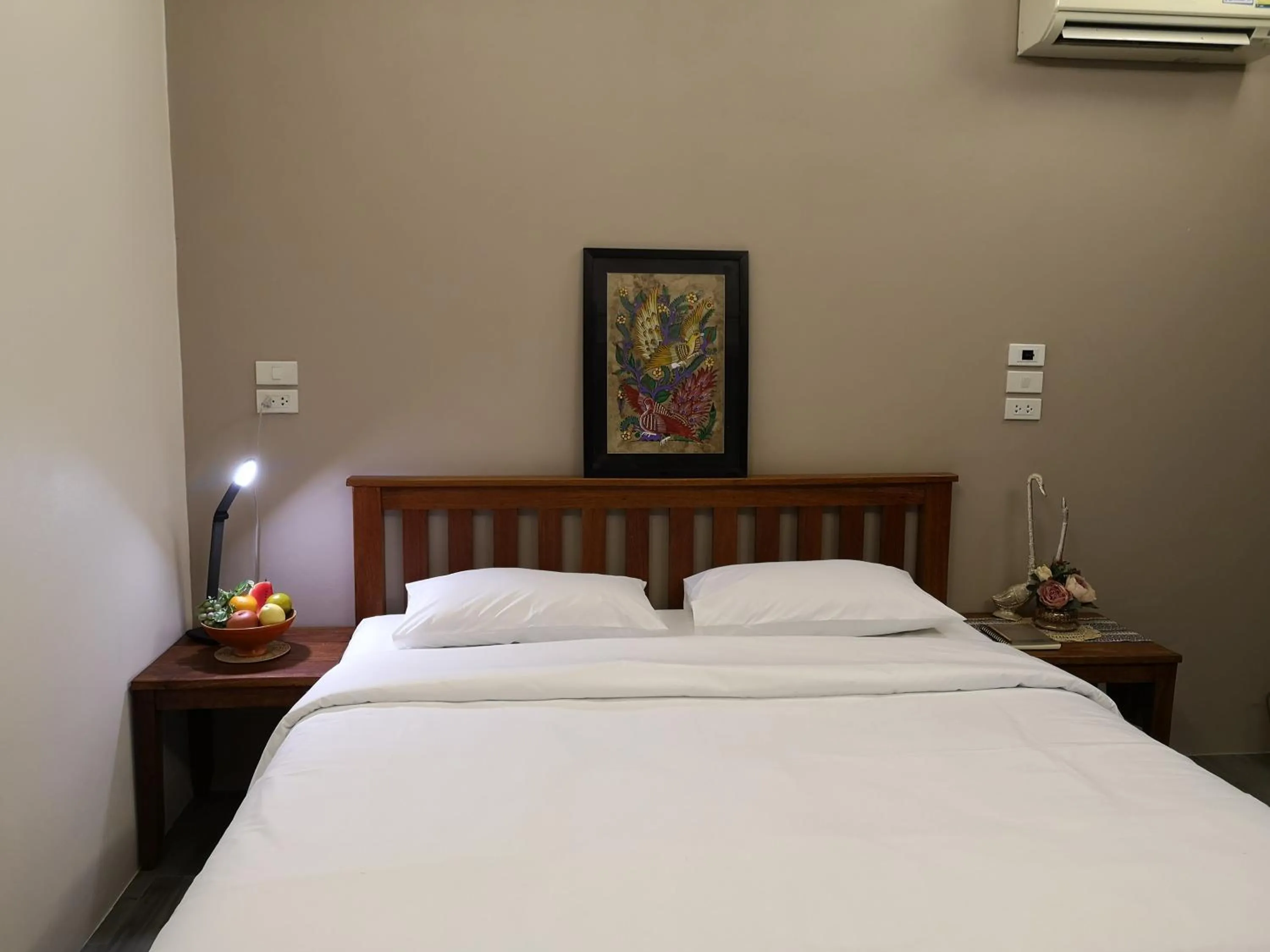 Bed in Sleep Soundly By The Sea