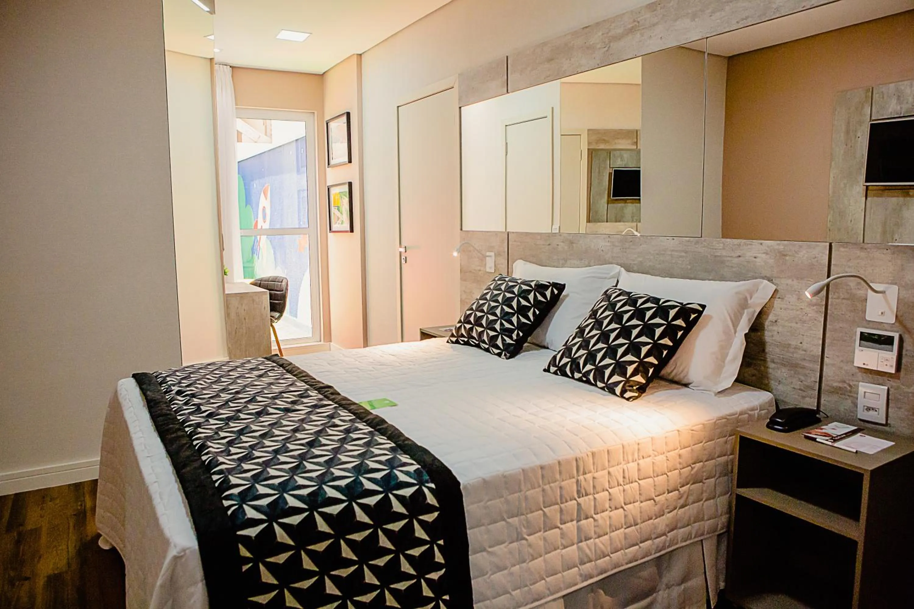 Patio, Bed in Bristol Viçosa Hotel