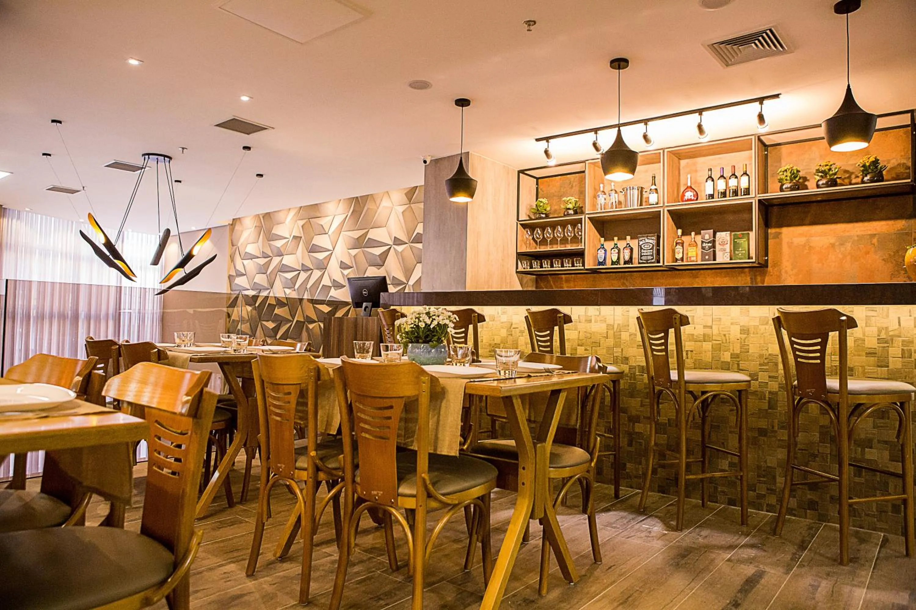 Restaurant/places to eat in Bristol Viçosa Hotel