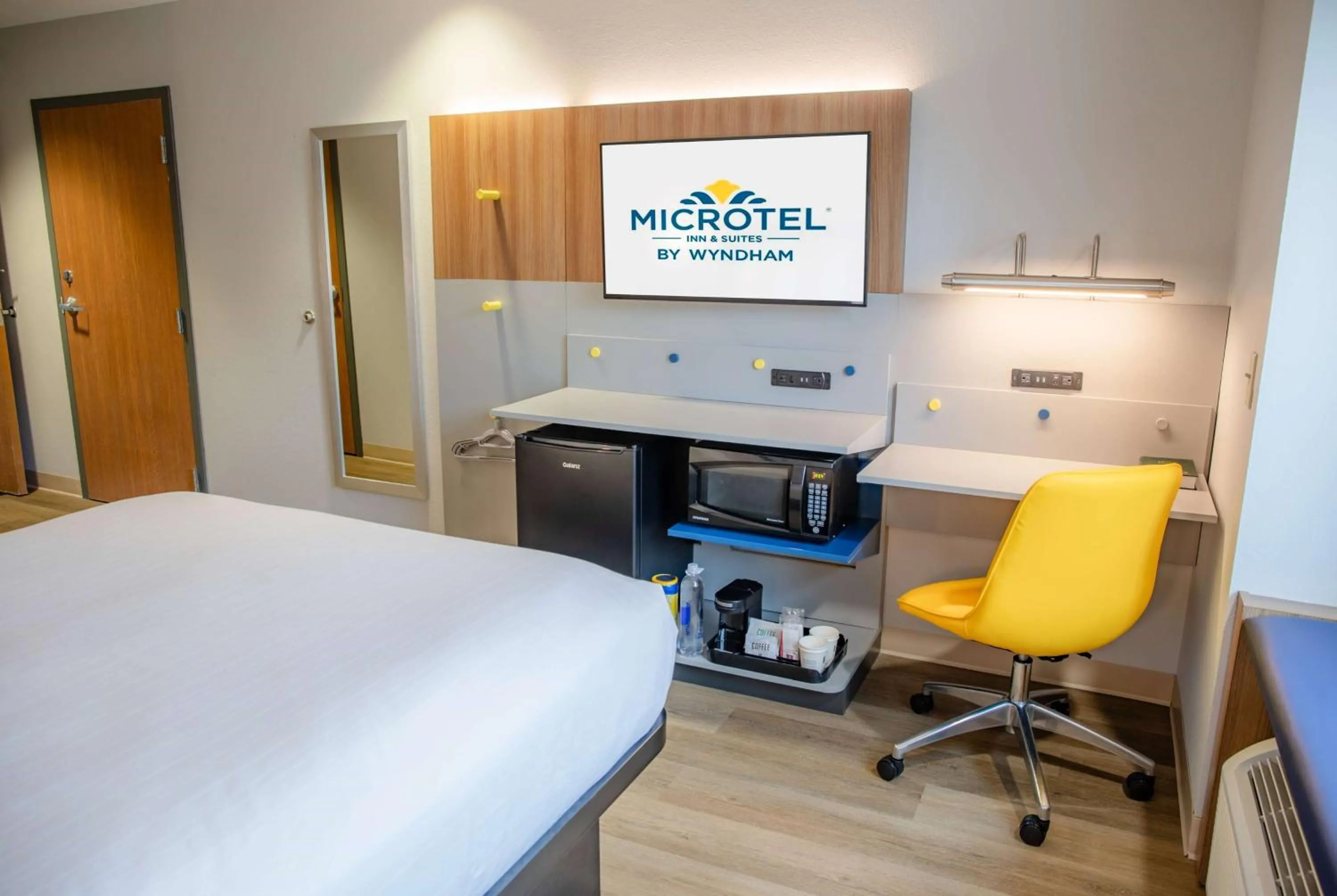 Photo of the whole room in Microtel Inn & Suites by Wyndham Kingsland Naval Base I-95