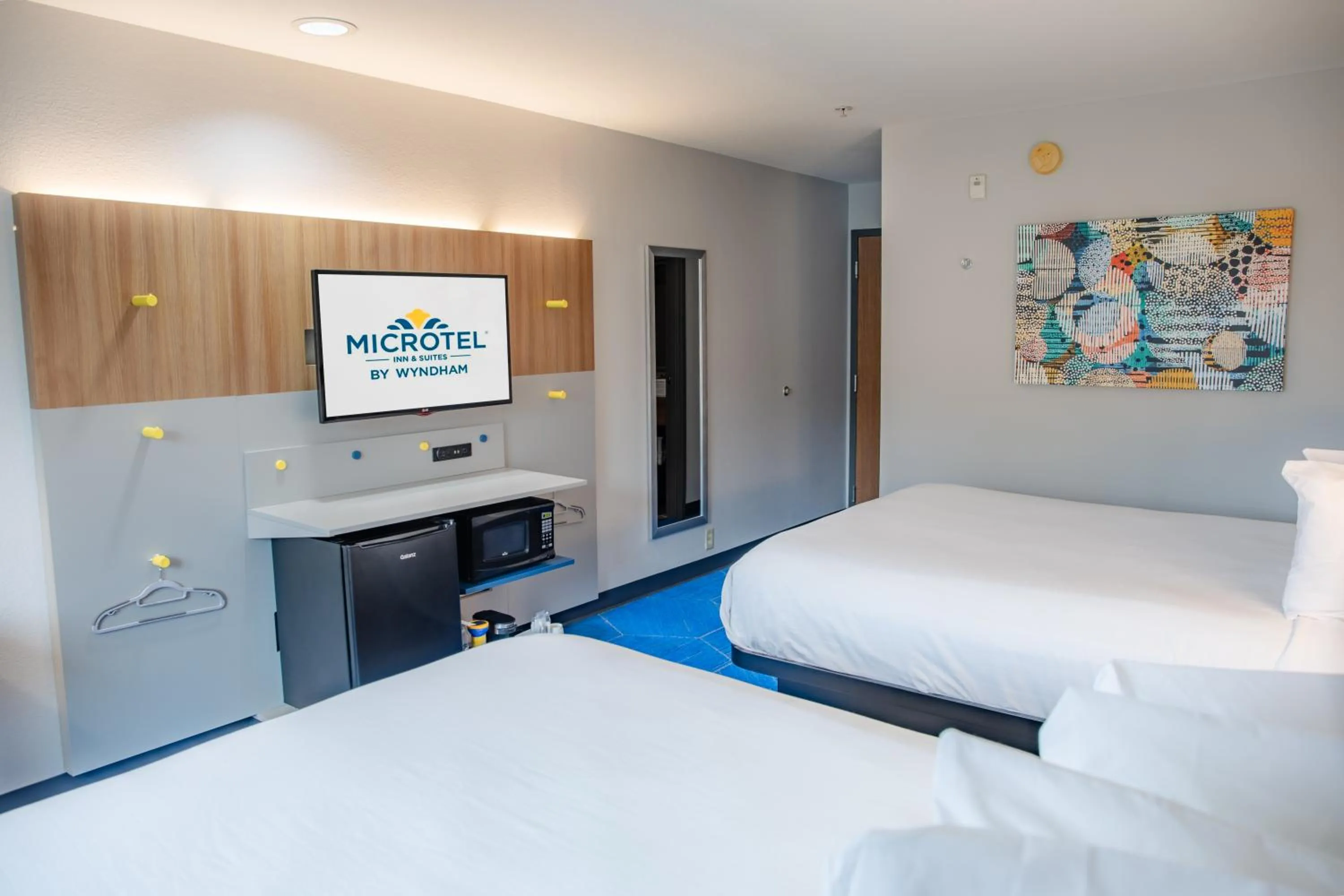 TV and multimedia, Bed in Microtel Inn & Suites by Wyndham Kingsland Naval Base I-95