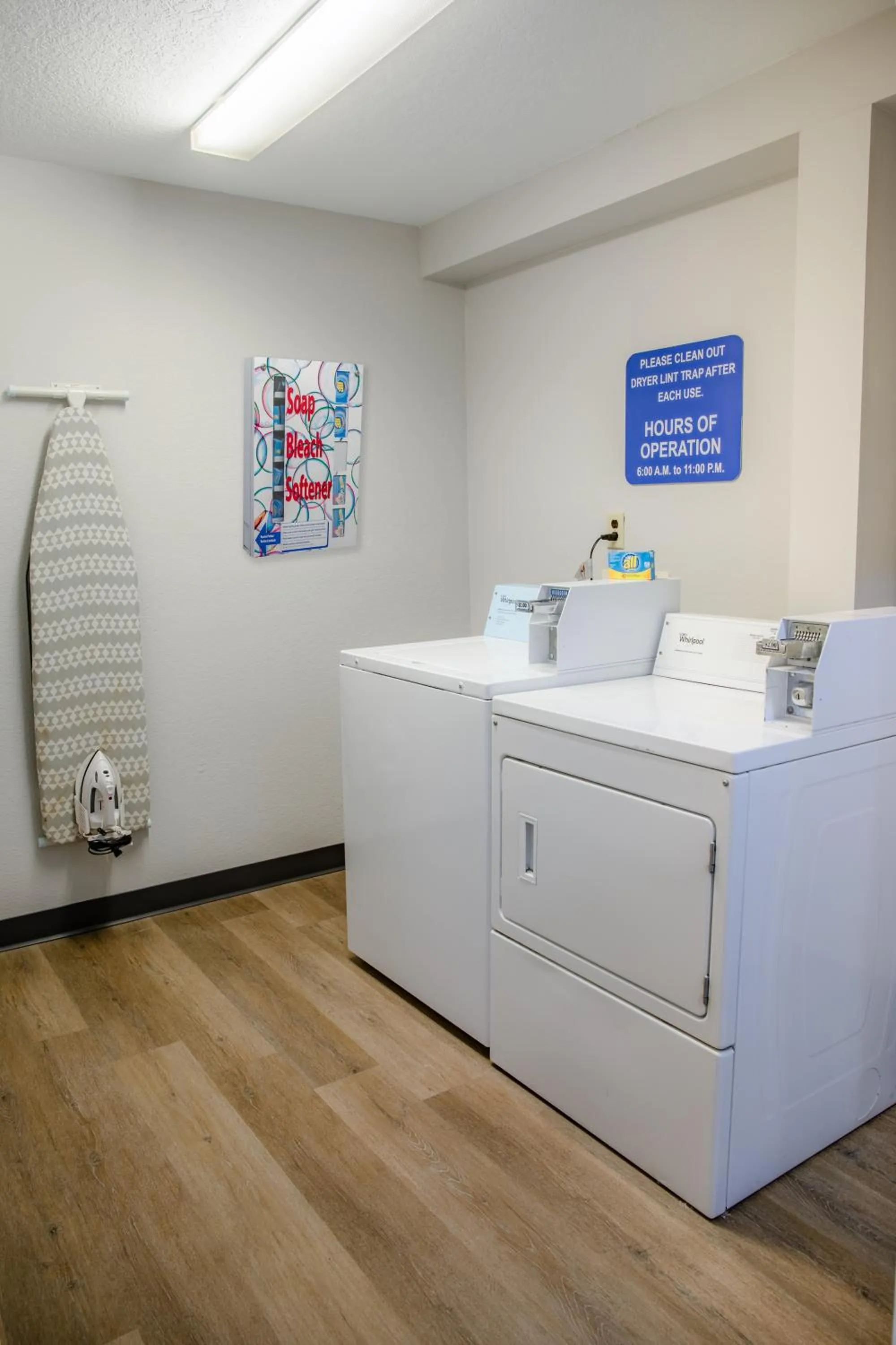 laundry in Microtel Inn & Suites by Wyndham Kingsland Naval Base I-95