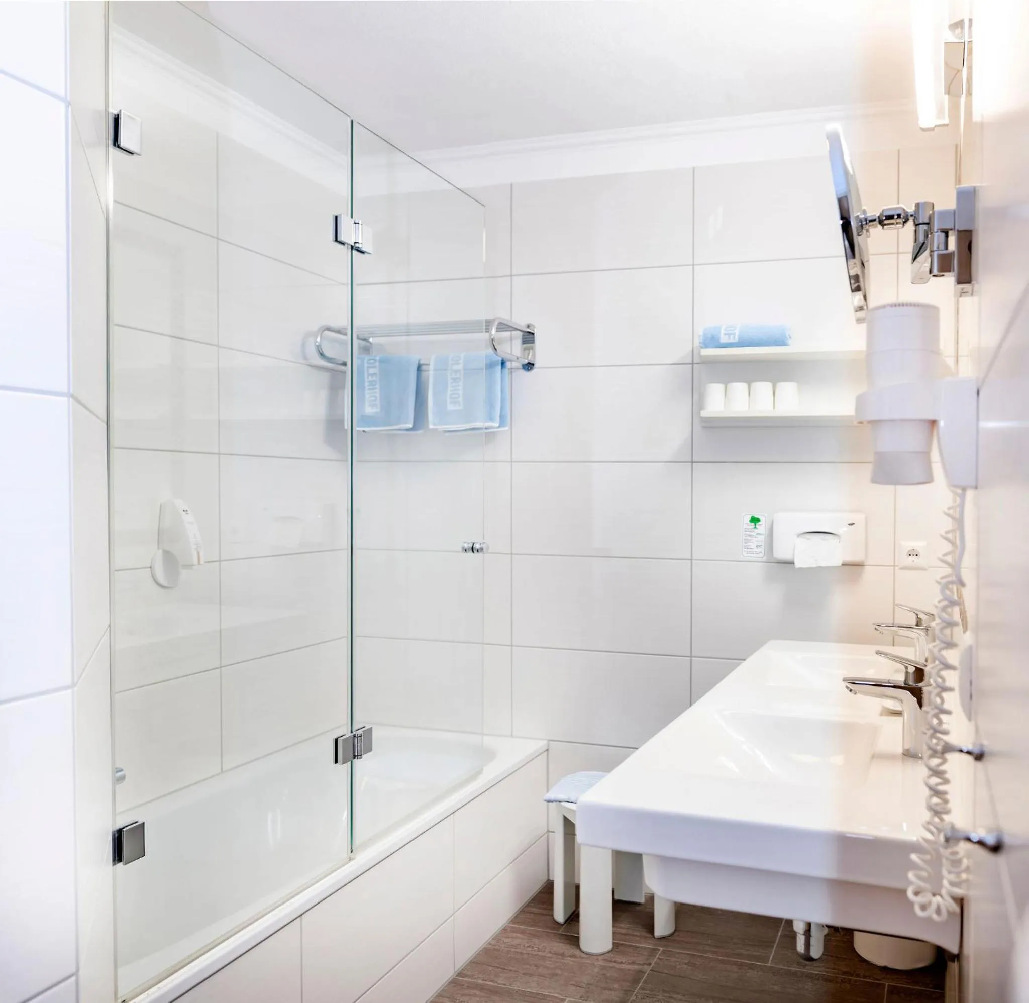 Bathroom in Landhotel Tirolerhof - Wildschönau - PREMIUM Card im Sommer