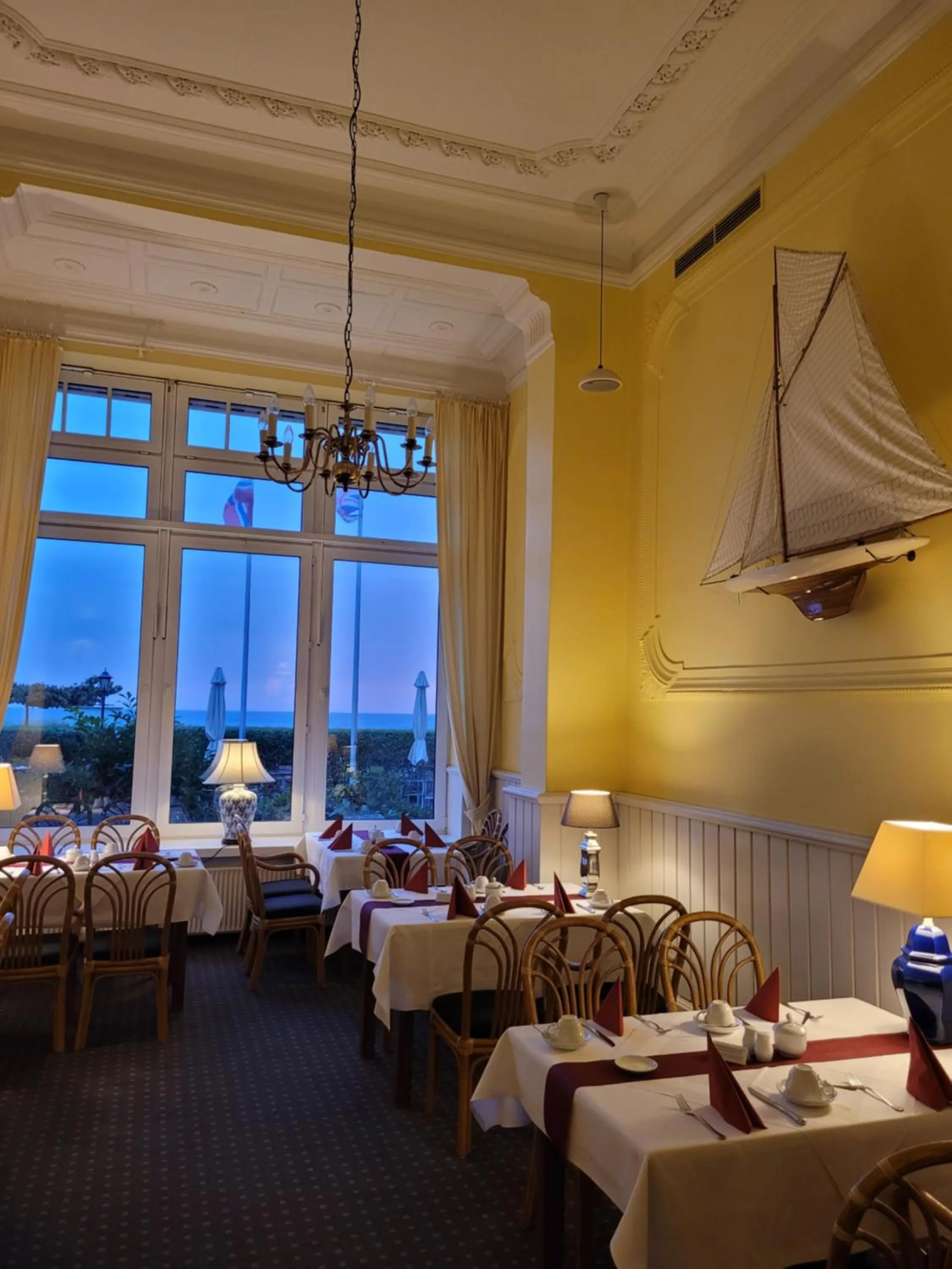 Breakfast in NP Hotel Schweriner Hof