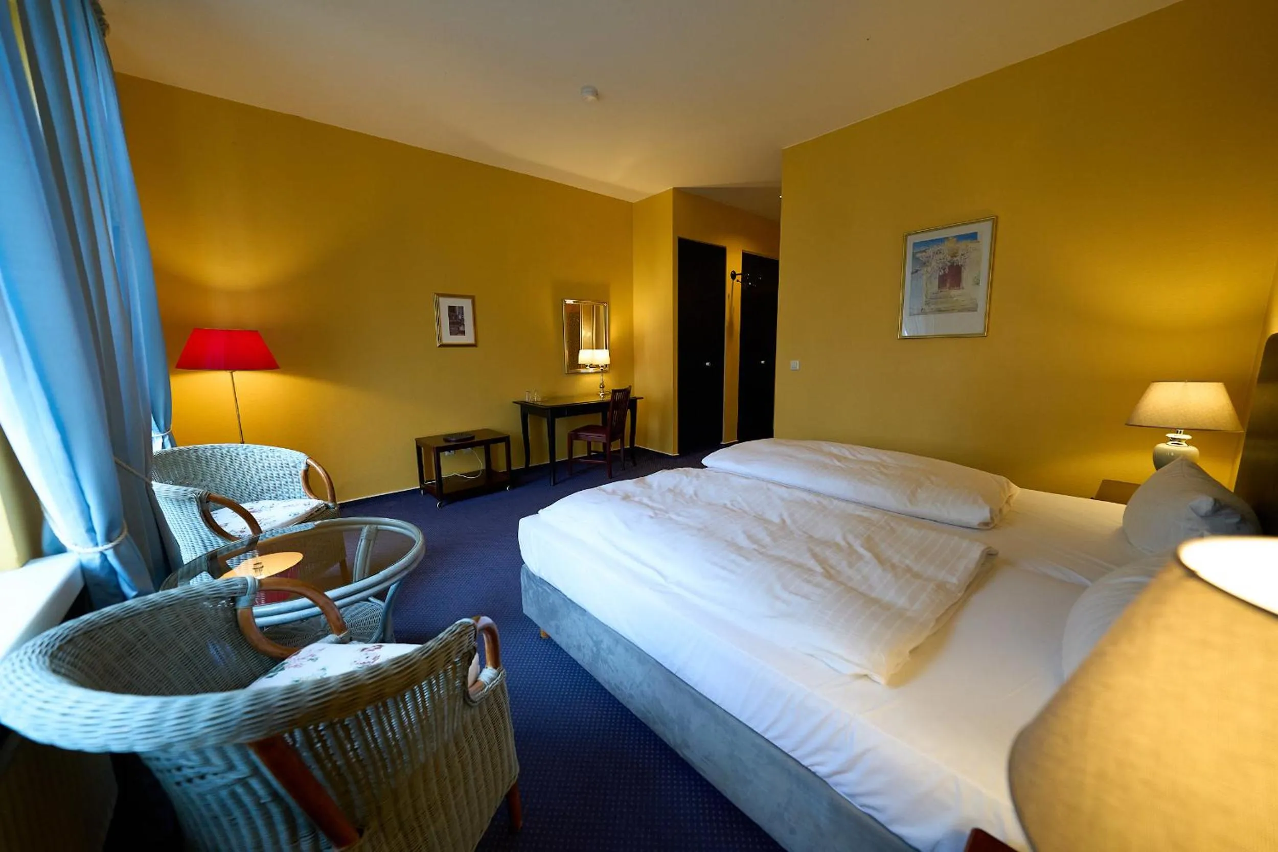 Photo of the whole room, Bed in NP Hotel Schweriner Hof