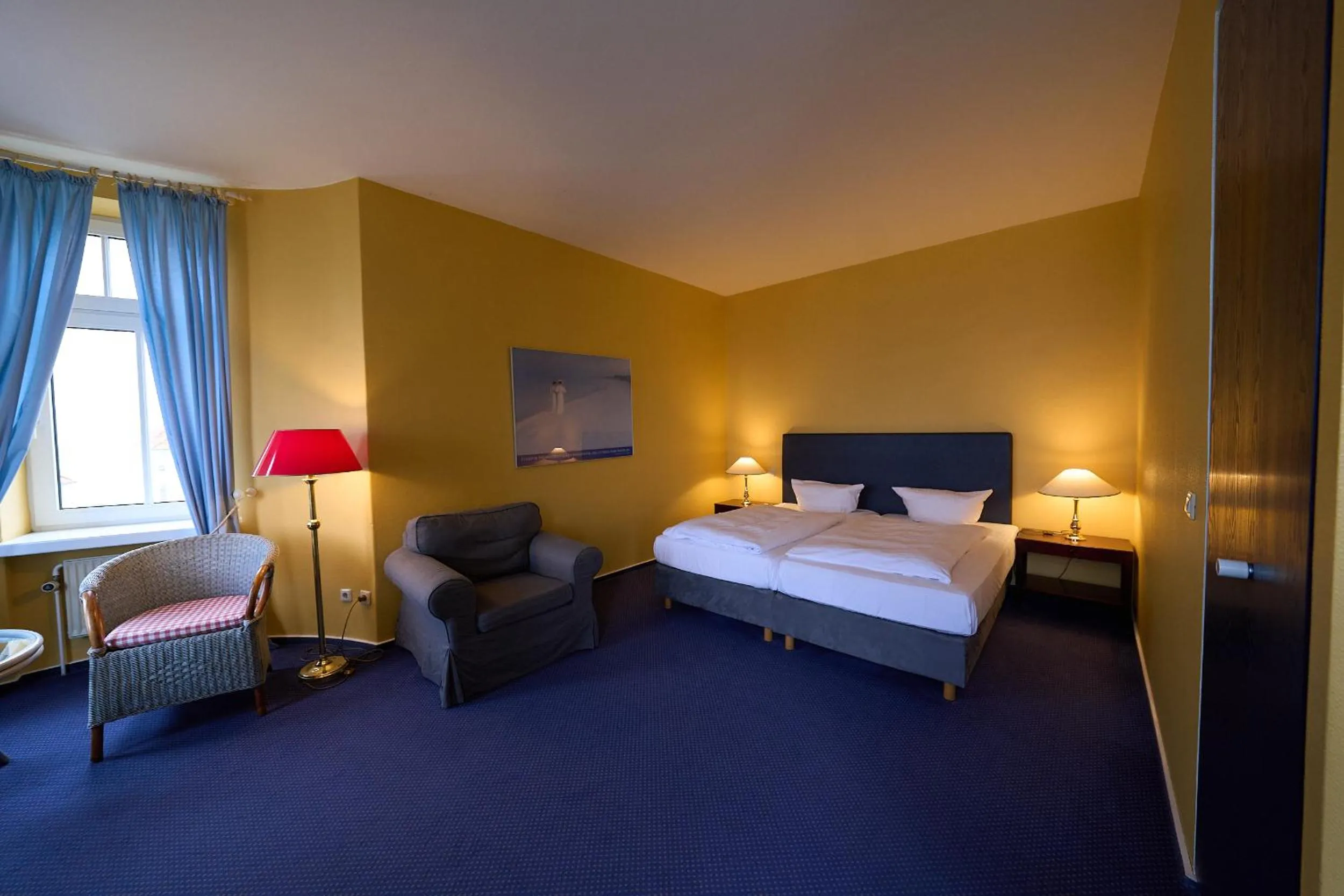 Photo of the whole room, Bed in NP Hotel Schweriner Hof