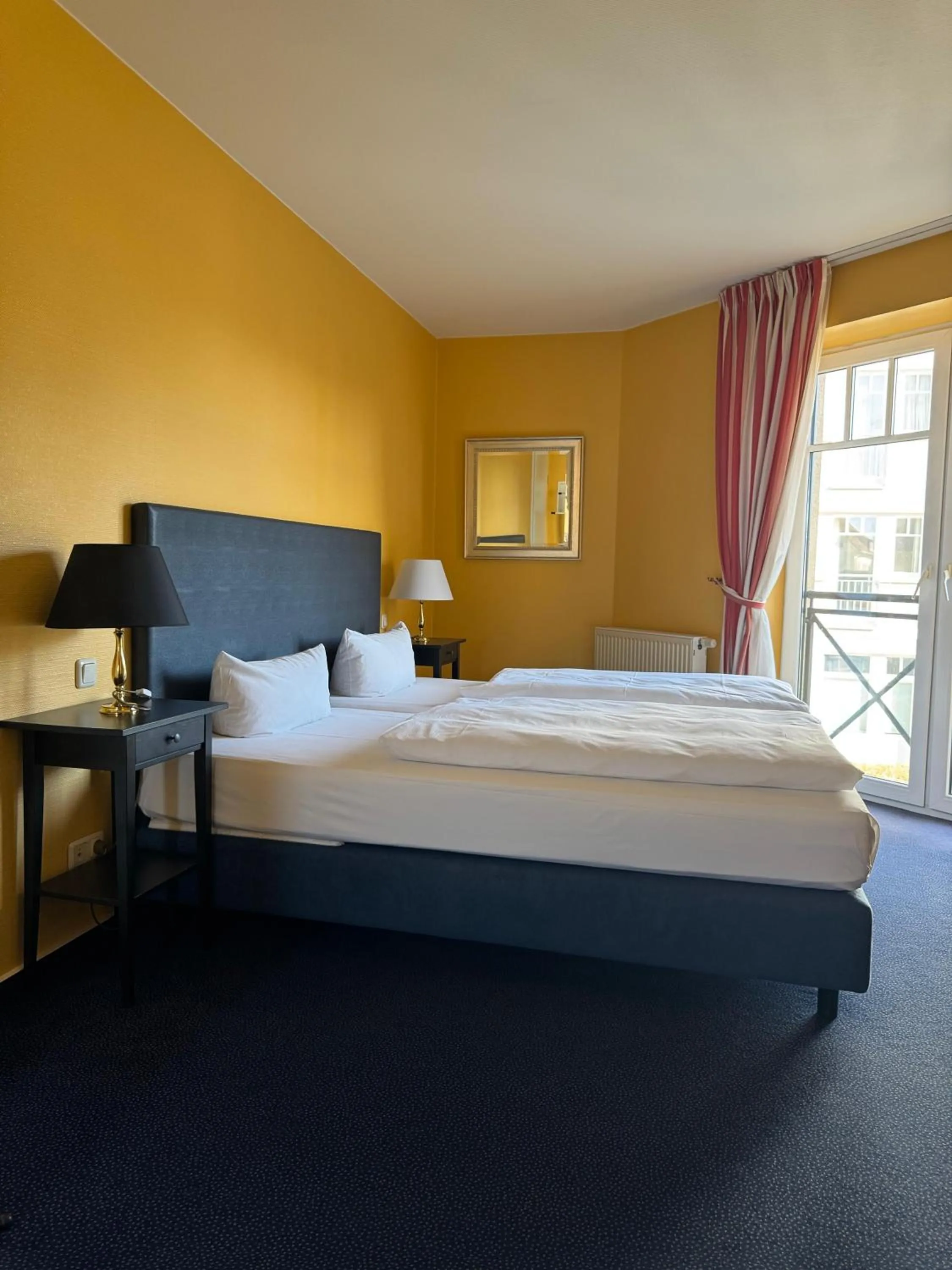 Bed in Hotel Schweriner Hof