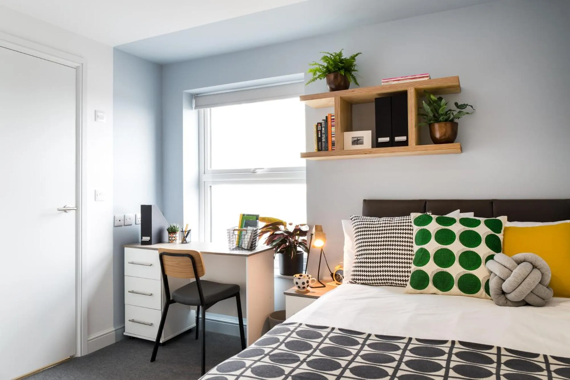 Bed in Roseland House